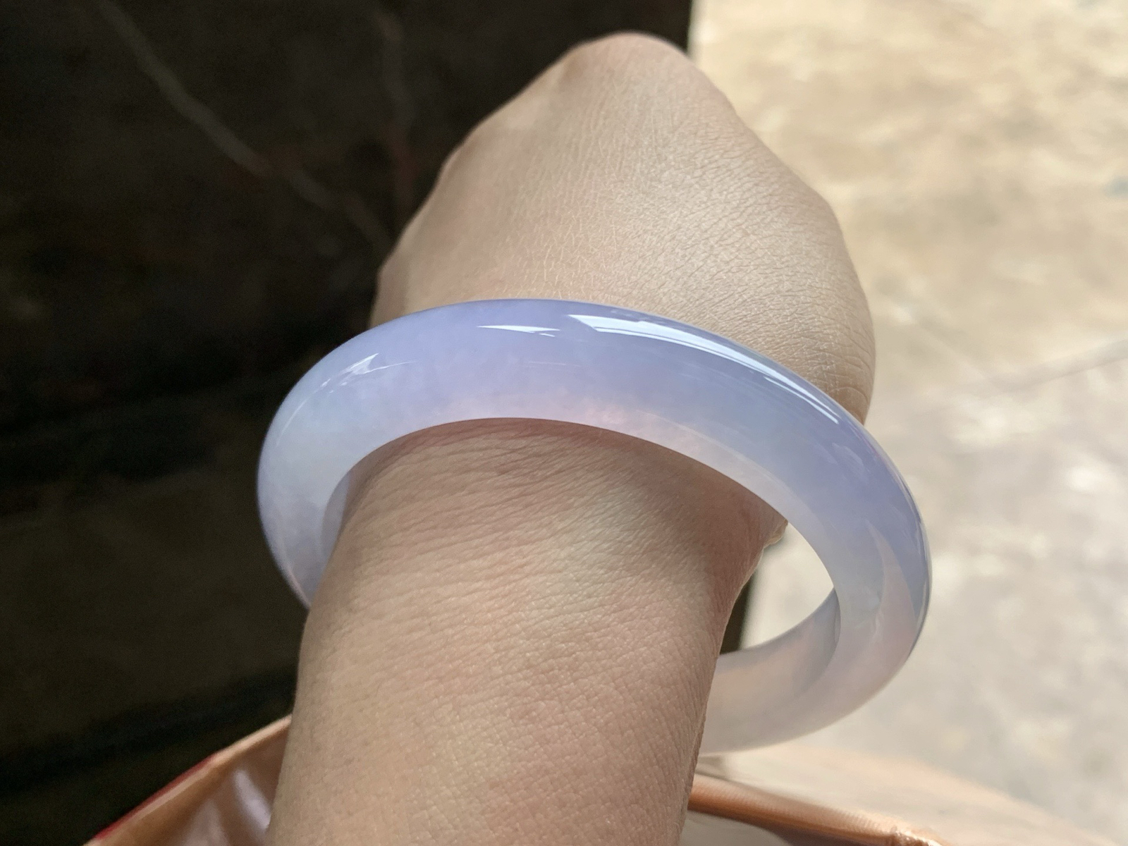 54.5-11.2-8.6

冰紫手镯^_^清新冰透