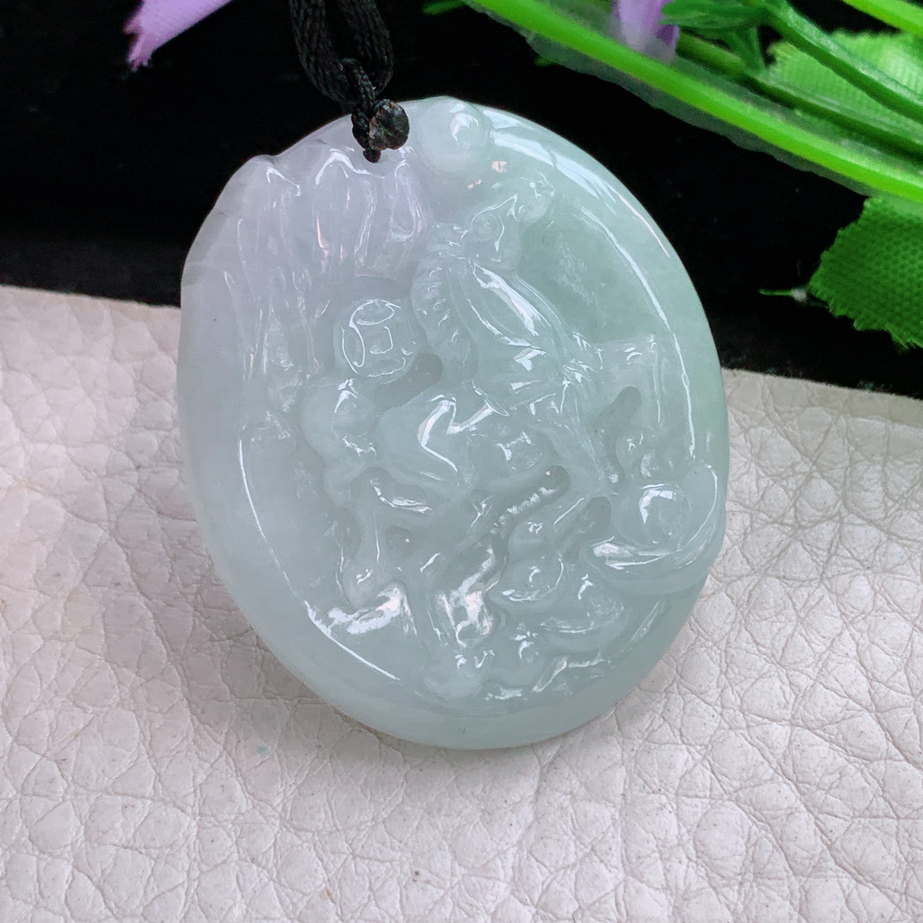 f8实拍42.5*36*5.7缅甸天然翡翠生肖马小吊坠生肖守护神项坠