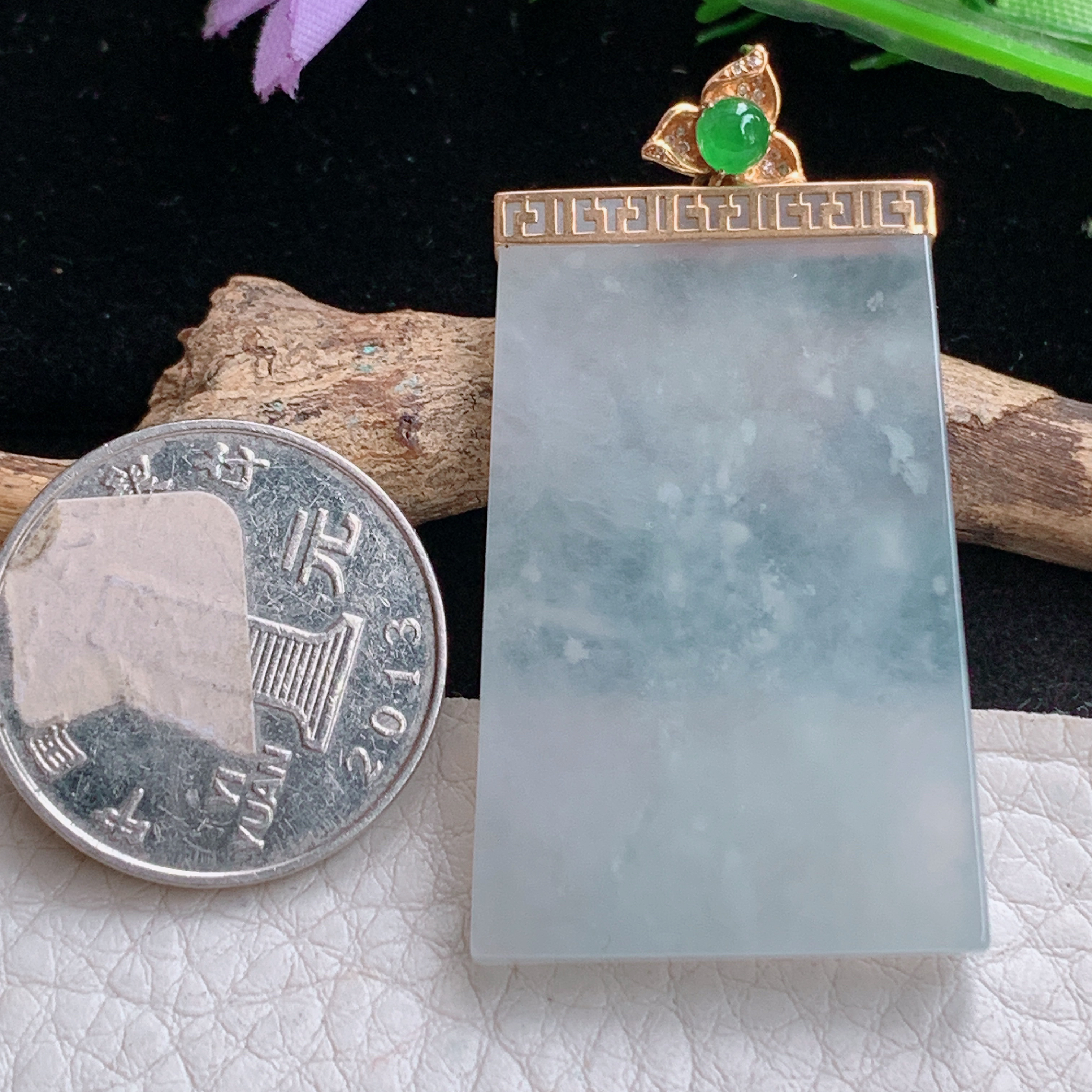 gp 实拍41.3*26.6*4.2缅甸天然翡翠冰透平安无事牌吊坠镶金玉坠