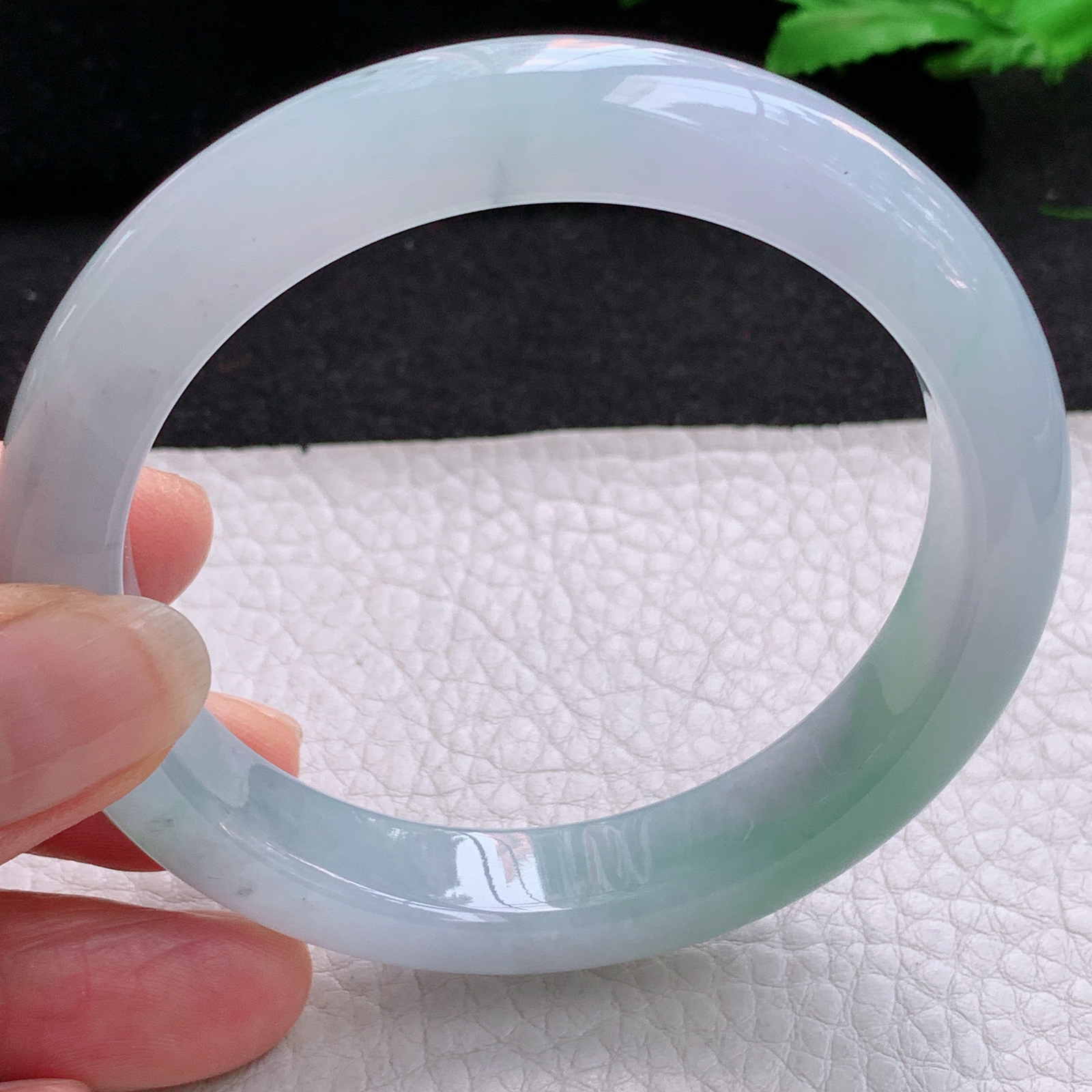 xo实拍58*12*8.5平安镯 天然缅甸翡翠A货清爽高雅宽边玉手环