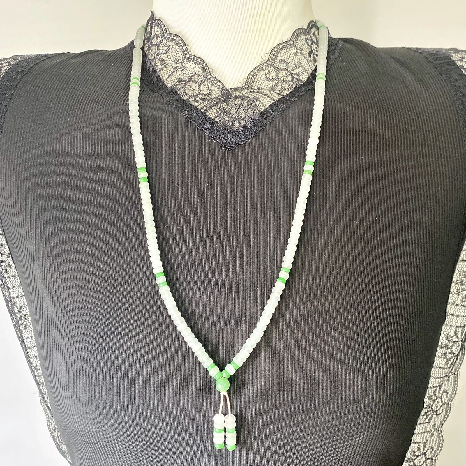 缅甸天然翡翠A货，冰种双彩算盘珠项链手链，尺寸：5.5/3mm，长度730mm，重量：43.19g