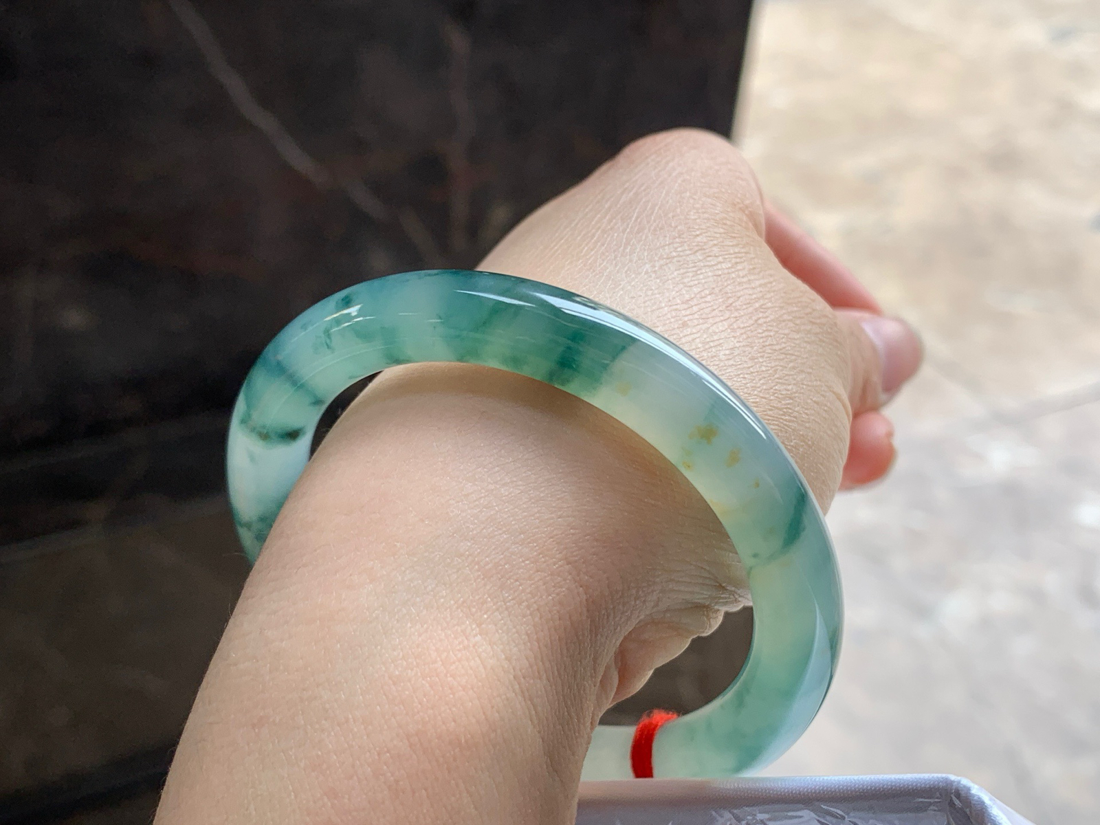 53.5-9

蓝花圆条手镯^_^飘花鲜艳