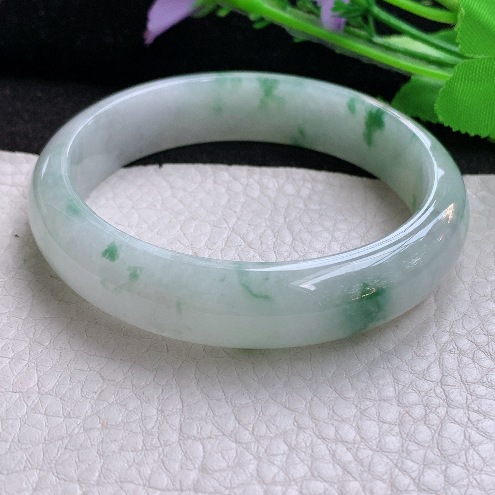 ee实拍58*13.9**7.6轮胎镯 天然缅甸翡翠A货胶感冰飘花宽边玉手环