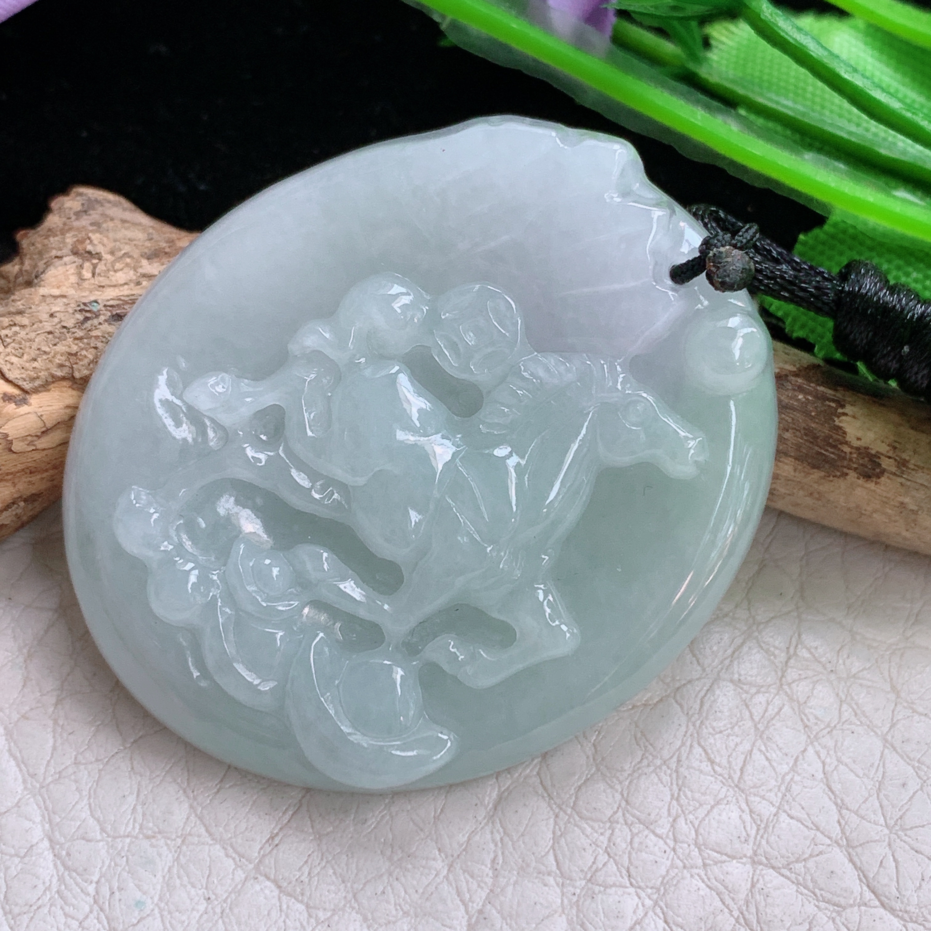 f8实拍42.5*36*5.7缅甸天然翡翠生肖马小吊坠生肖守护神项坠