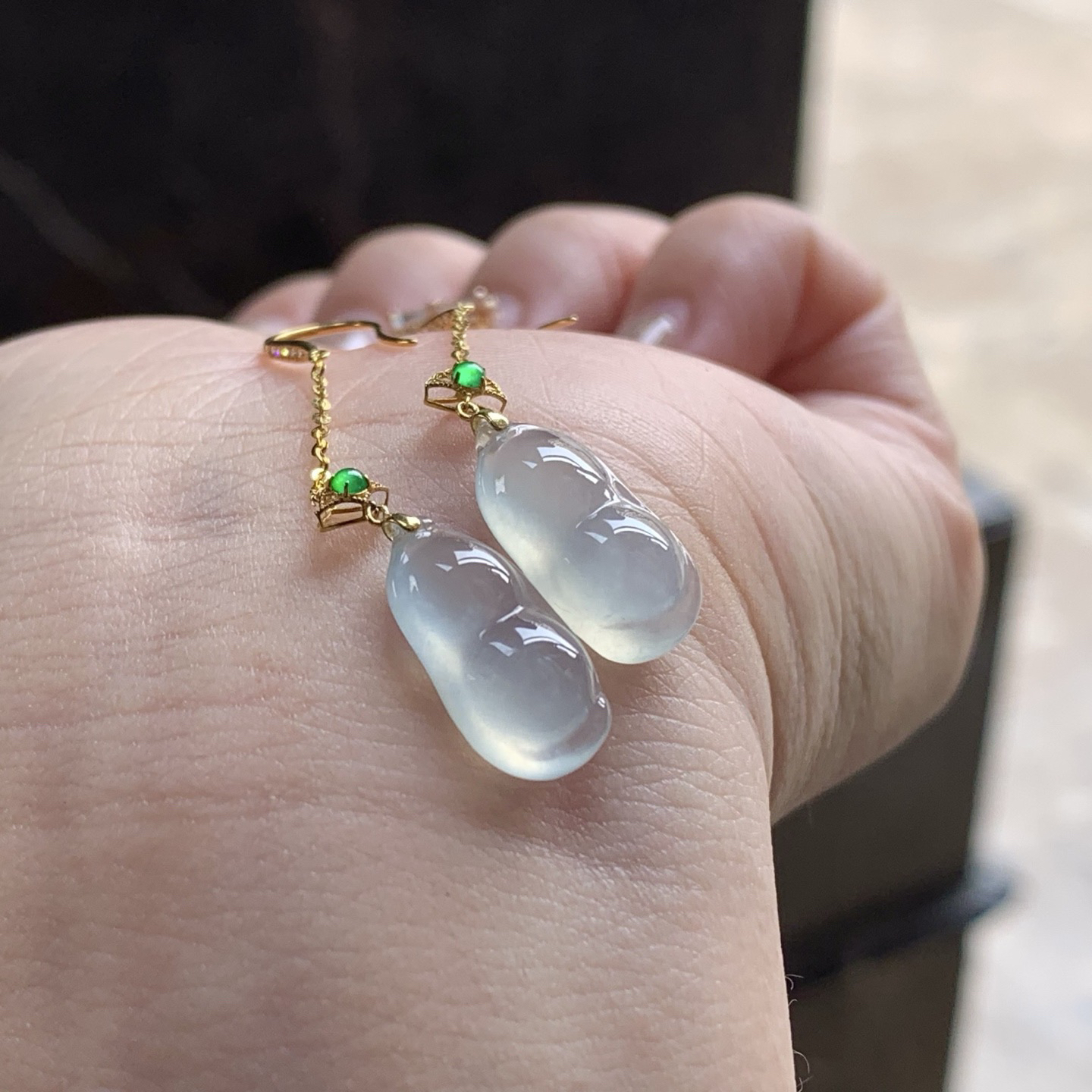 冰种福豆耳坠
种好水足 真金镶嵌