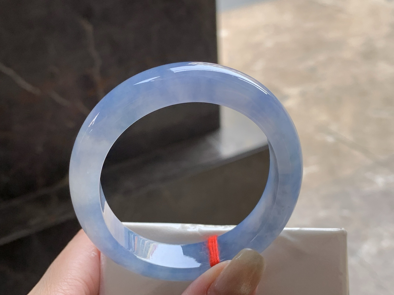 冰紫花贵妃镯
水润独特 55.2/11.7/7.9mm