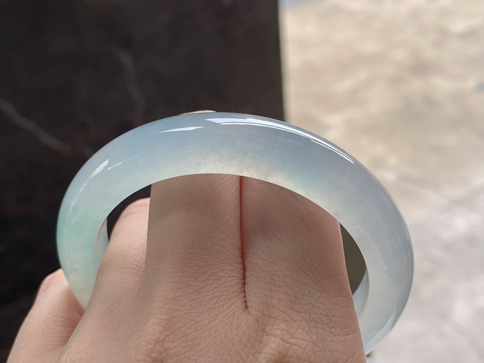 冰种手镯
种好水足 56.2/11.8/9mm