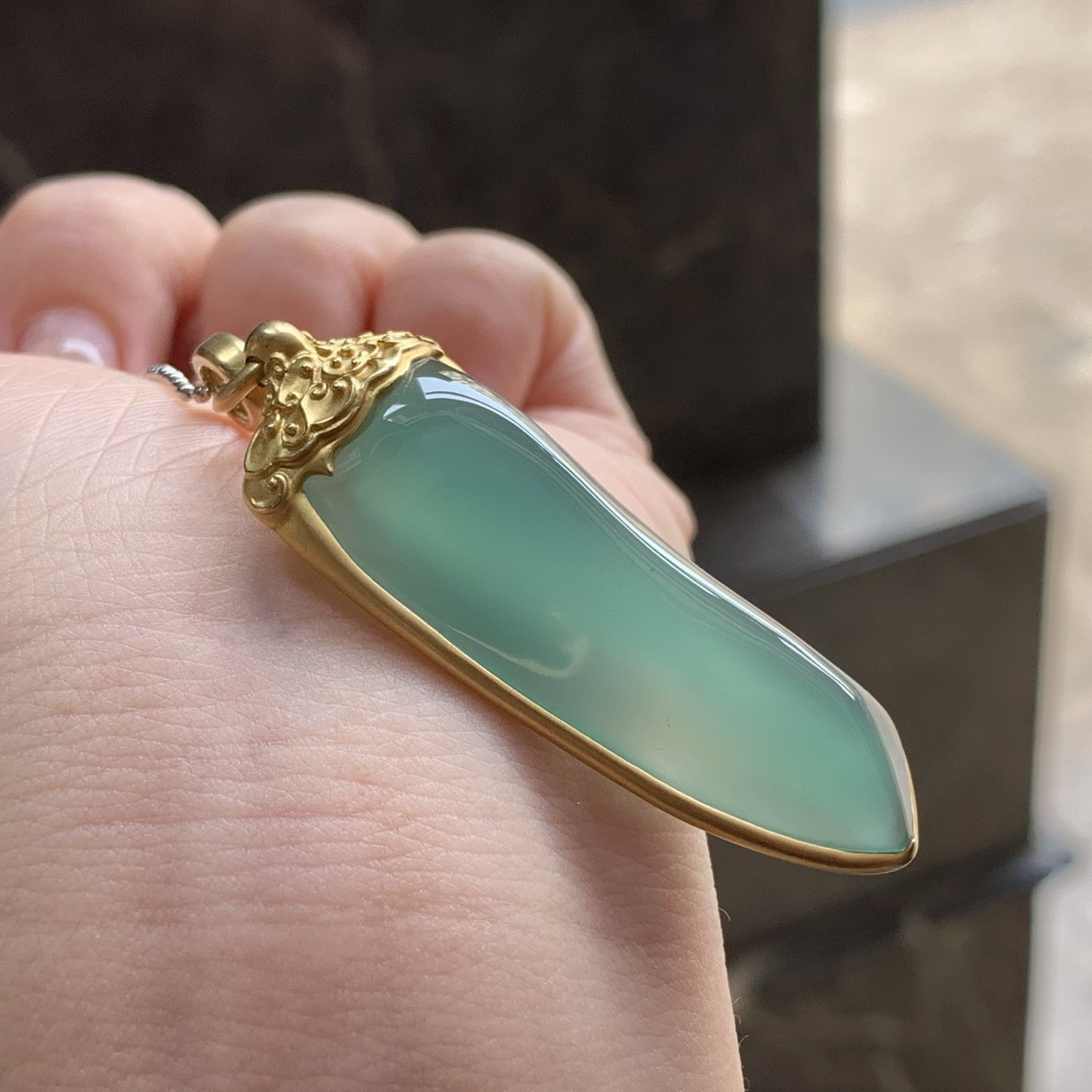 冰晴随形挂坠
种老 真金镶嵌