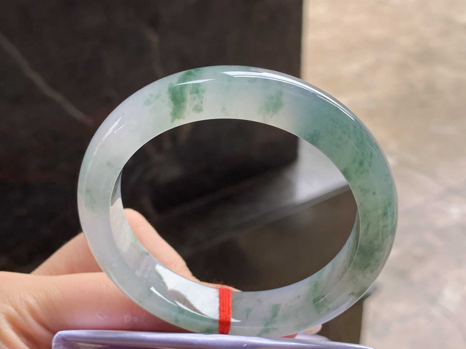 冰飘花手镯
种好清爽 55/11.8/8.2mm