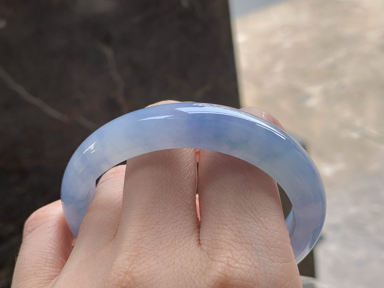 冰紫花贵妃镯
水润独特 55.2/11.7/7.9mm