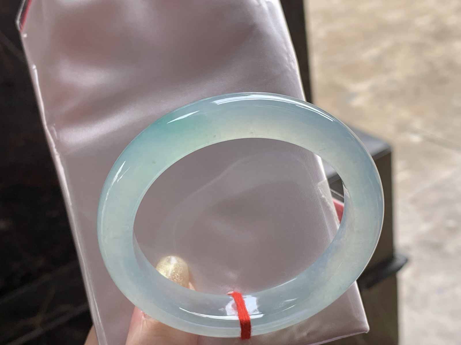 冰种手镯
种好水足 56.2/11.8/9mm