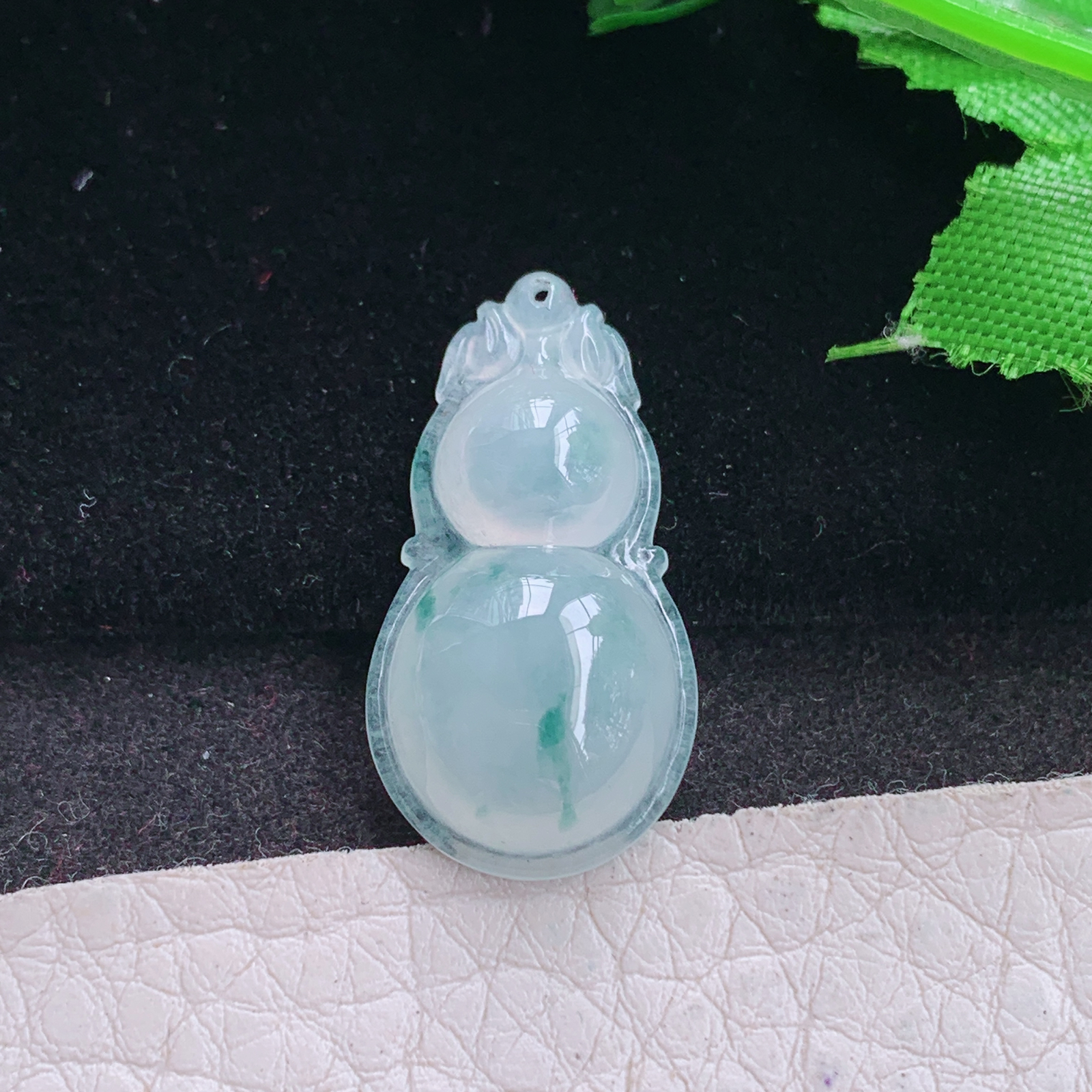 gp实拍26.7*14*6缅甸天然翡翠冰飘花饱满葫芦玉吊坠 宝宝款玉葫芦挂件