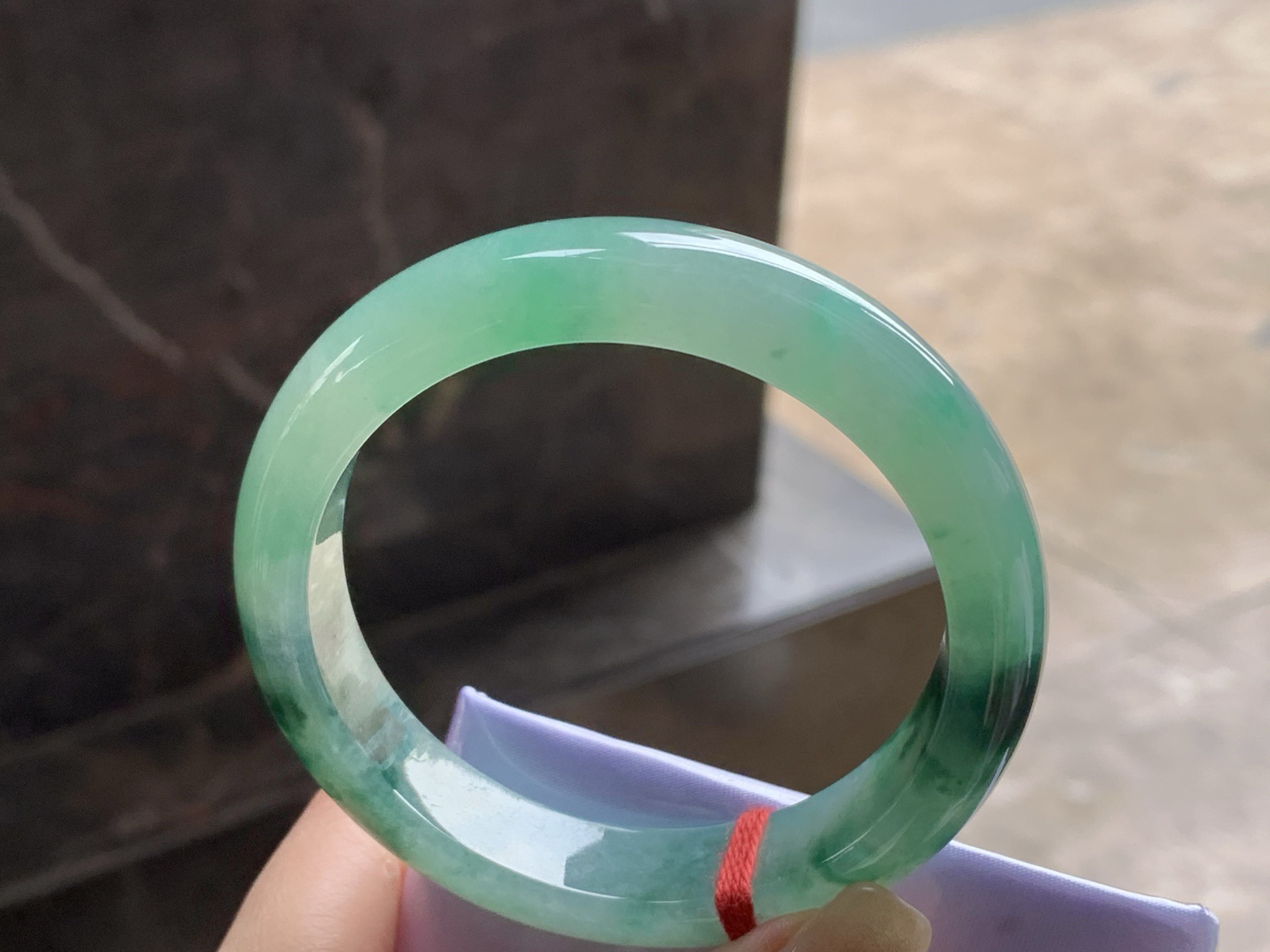 冰飘色手镯
种好水润 55/12.6/8.2mm