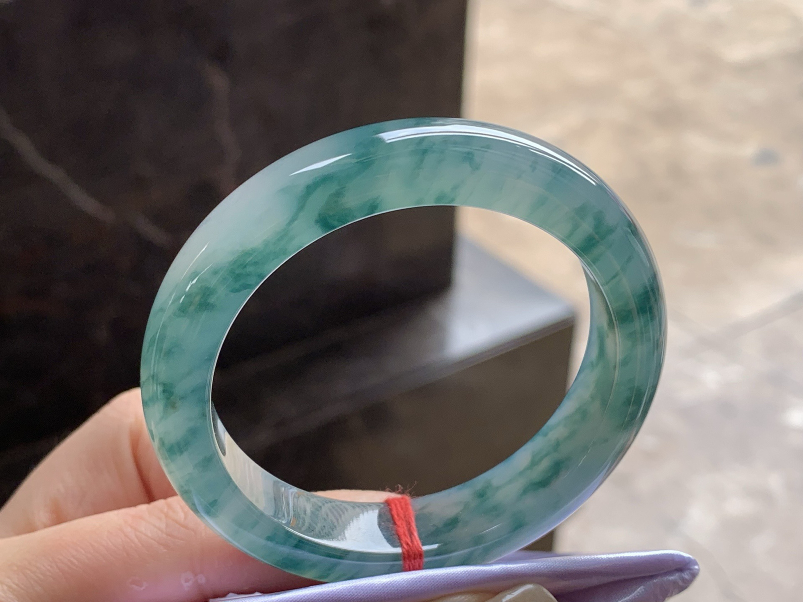 冰种飘花手镯
种好飘花灵动 51/12.5/8.1mm