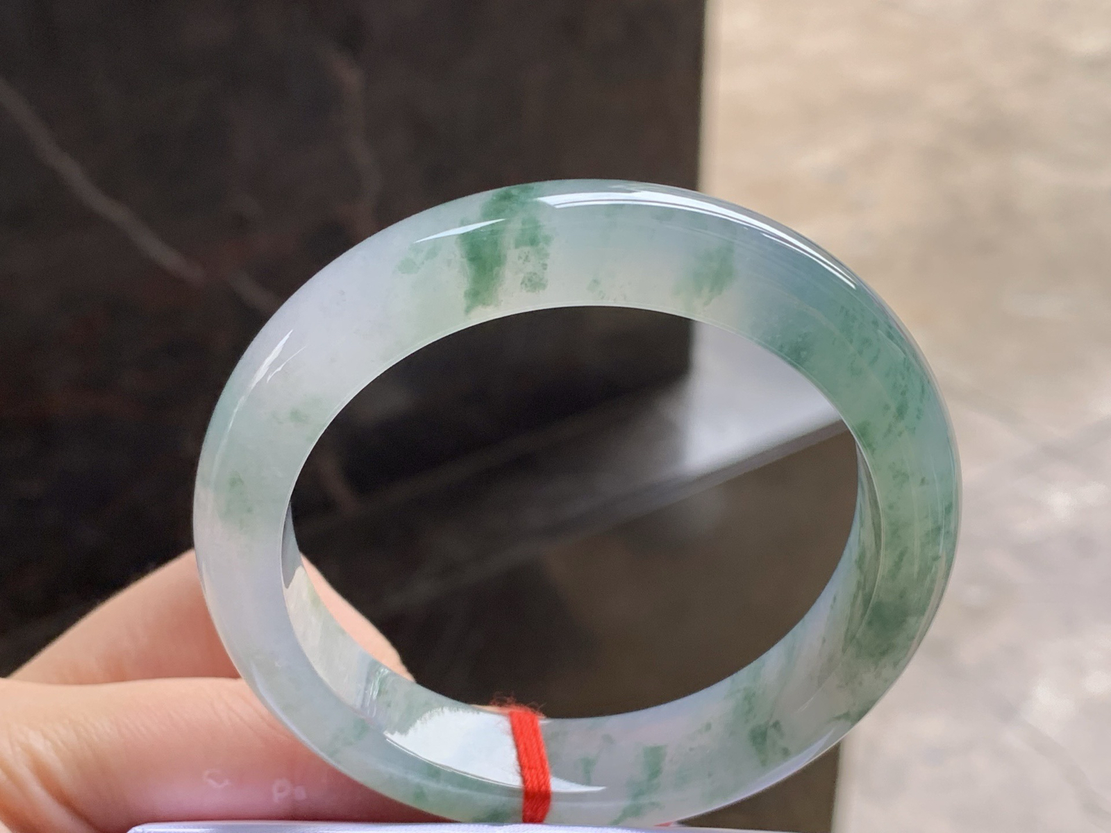 冰飘花手镯
种好清爽 55/11.8/8.2mm