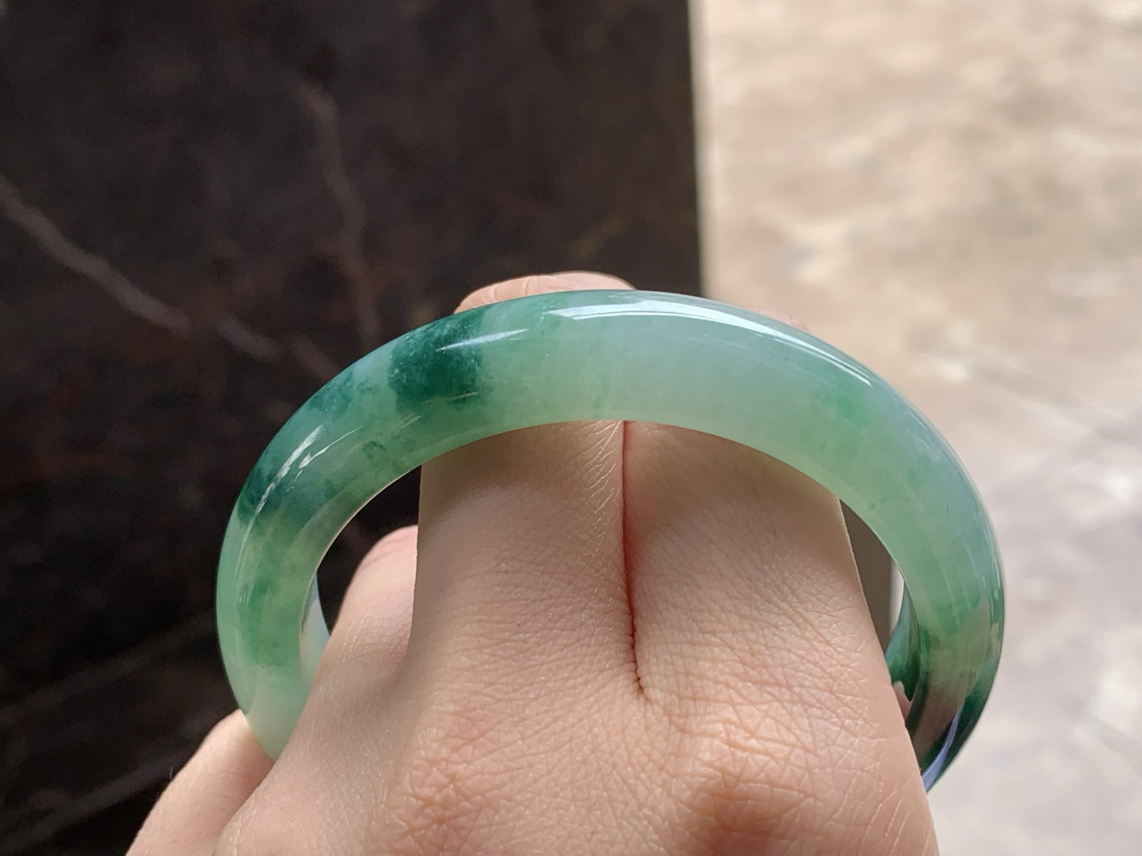 冰飘色手镯
种好水润 55/12.6/8.2mm