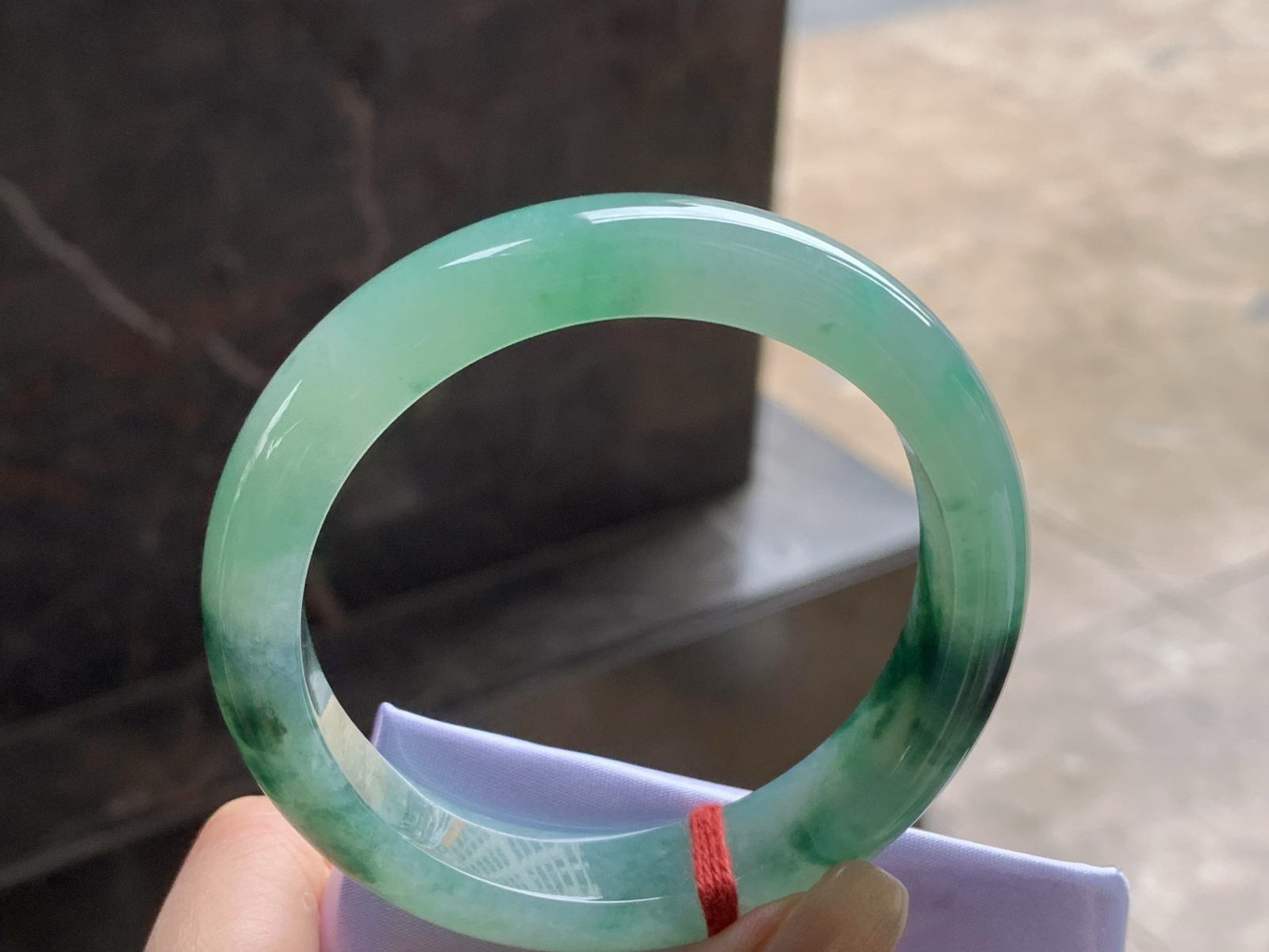 冰飘色手镯
种好水润 55/12.6/8.2mm