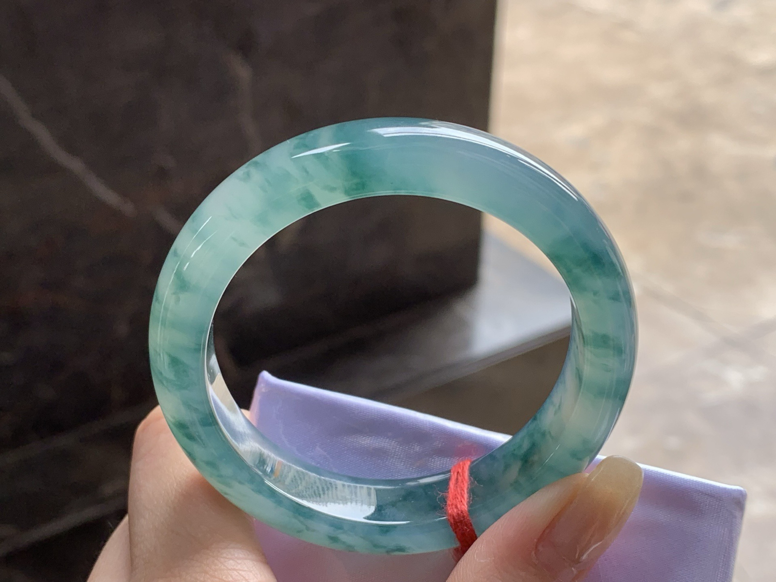 冰种飘花手镯
种好飘花灵动 51/12.5/8.1mm