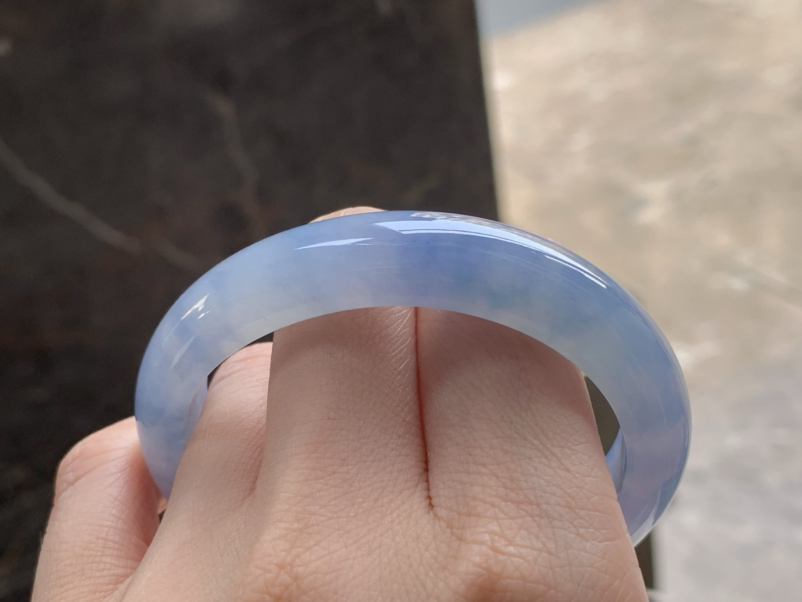 冰紫花贵妃镯
水润独特 55.2/11.7/7.9mm