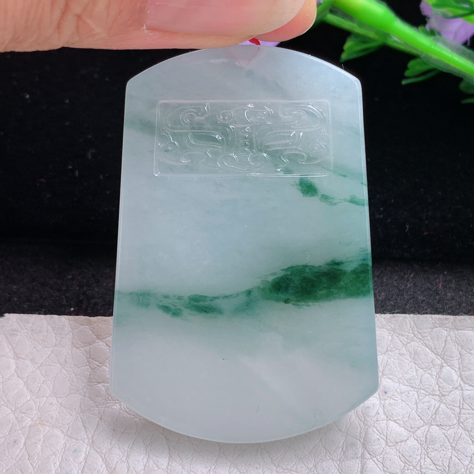 ktj实拍52*35*5.8缅甸天然翡翠冰飘花怀古雕平安无事牌 素面牌玉项坠 玉挂件