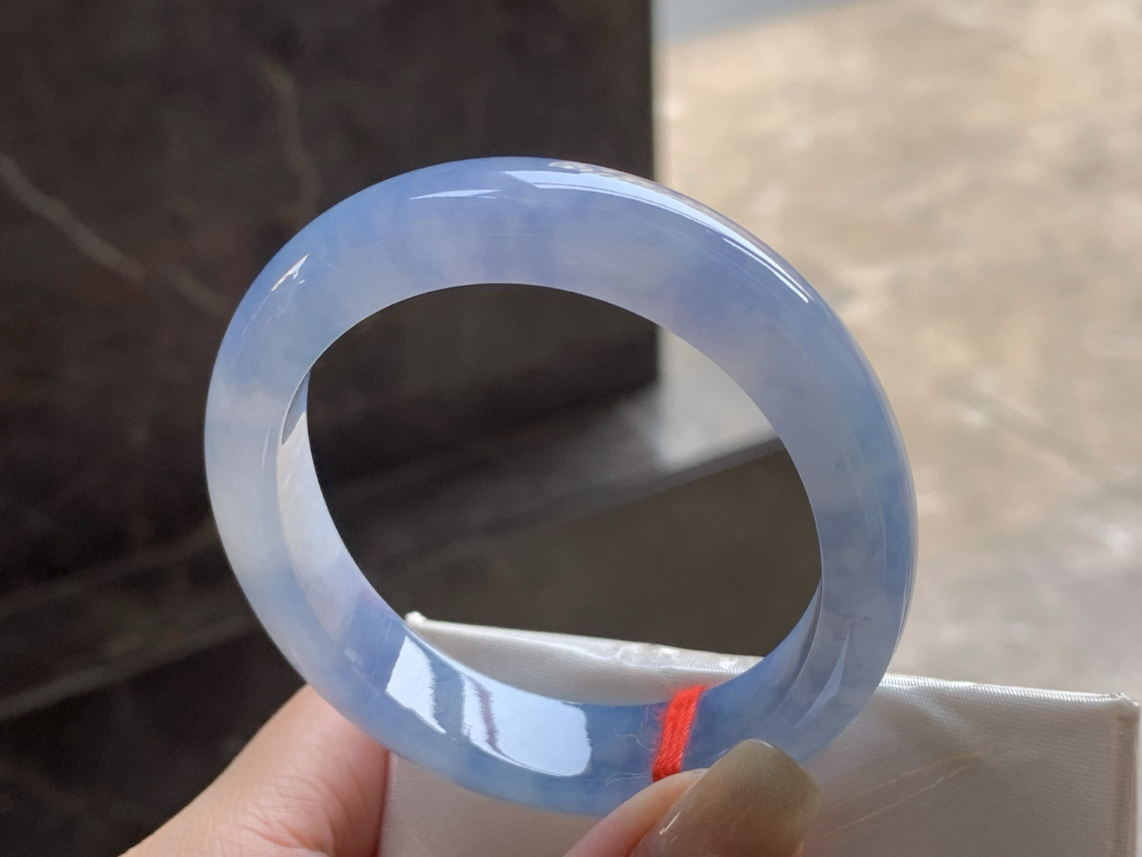 冰紫花贵妃镯
水润独特 55.2/11.7/7.9mm