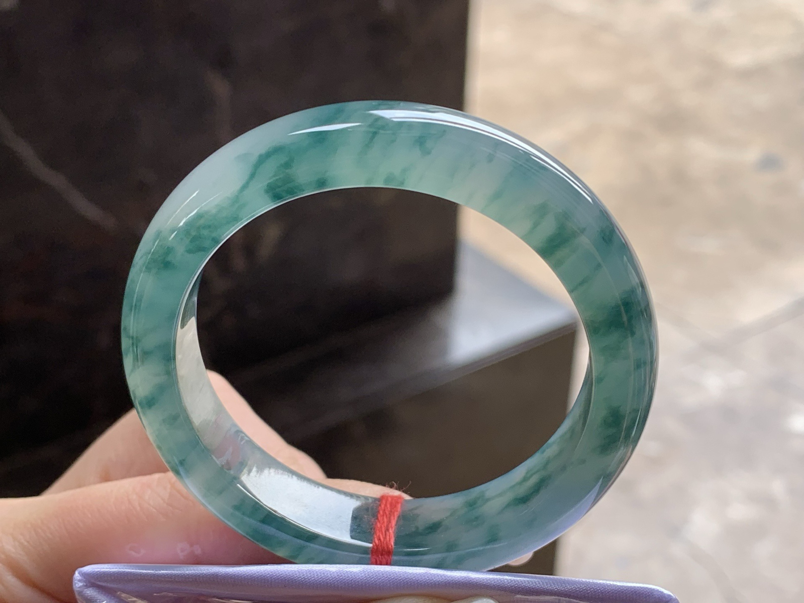 冰种飘花手镯
种好飘花灵动 51/12.5/8.1mm