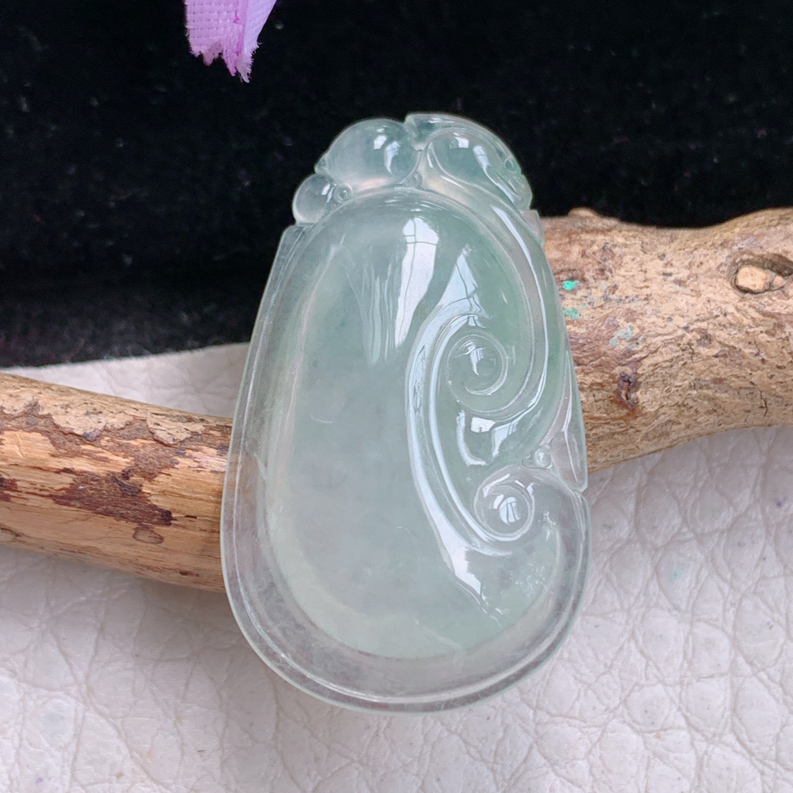 gp实拍31.5*18.8*5.5缅甸天然翡翠冰晴饱满玉如意吊坠如意项坠