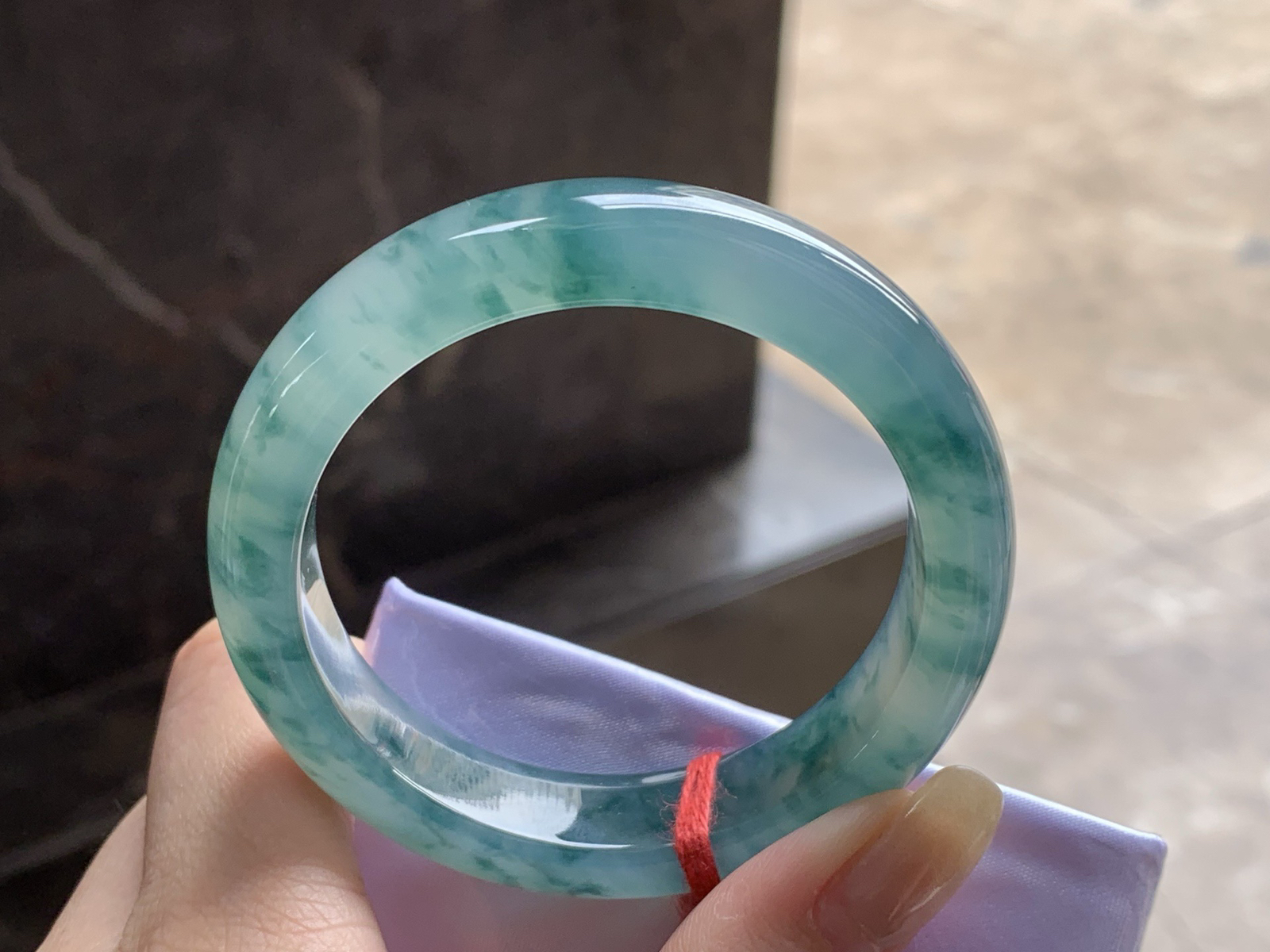 冰种飘花手镯
种好飘花灵动 51/12.5/8.1mm