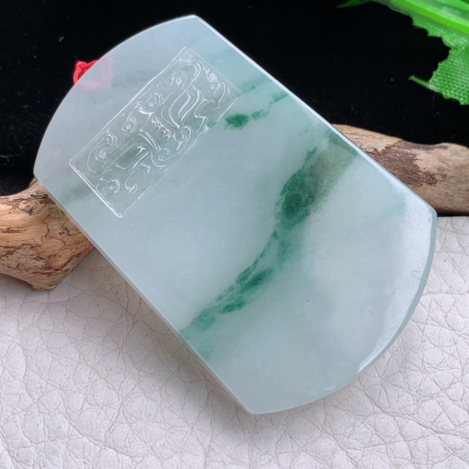 ktj实拍52*35*5.8缅甸天然翡翠冰飘花怀古雕平安无事牌 素面牌玉项坠 玉挂件