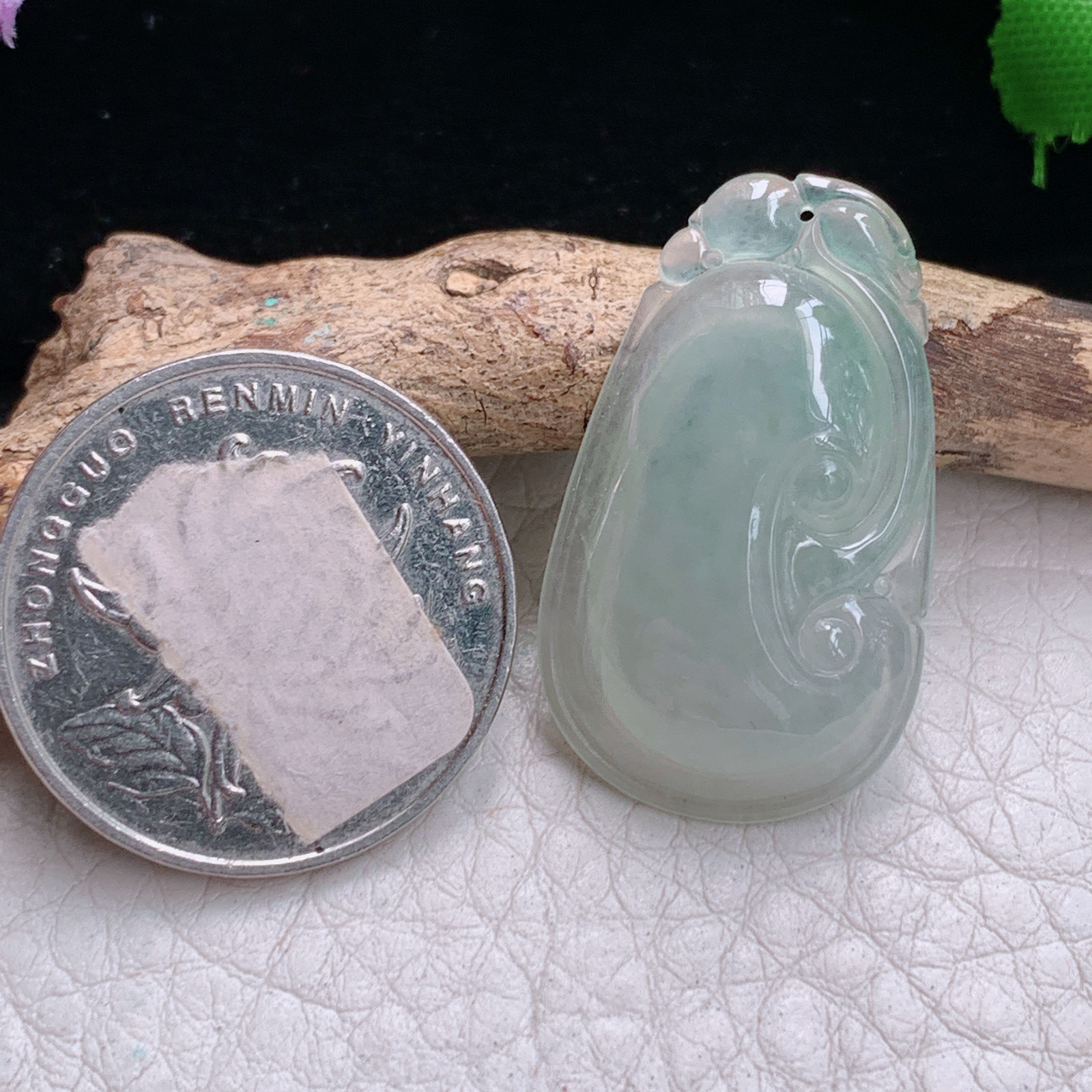 gp实拍31.5*18.8*5.5缅甸天然翡翠冰晴饱满玉如意吊坠如意项坠