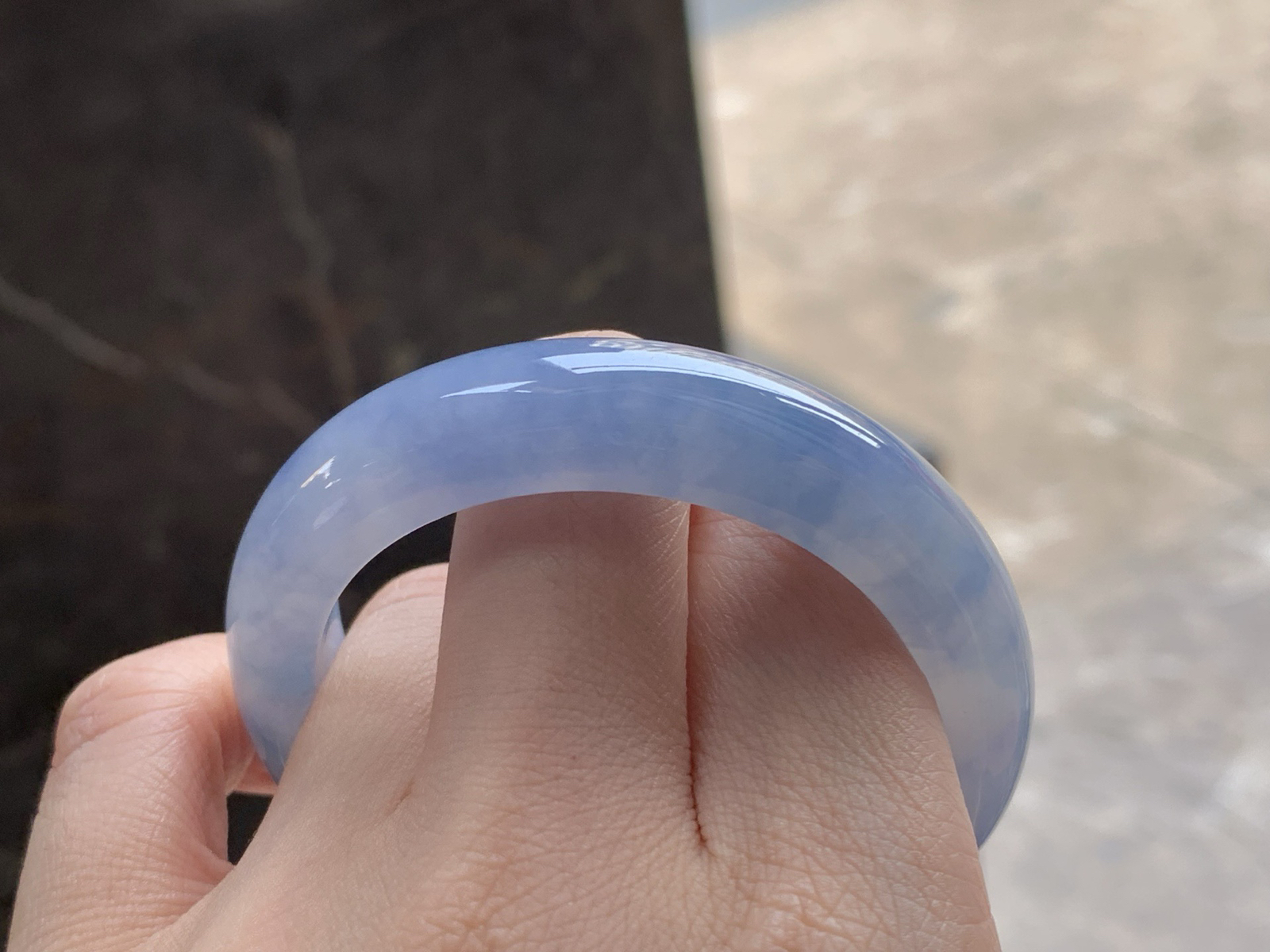 冰紫花贵妃镯
水润独特 55.2/11.7/7.9mm