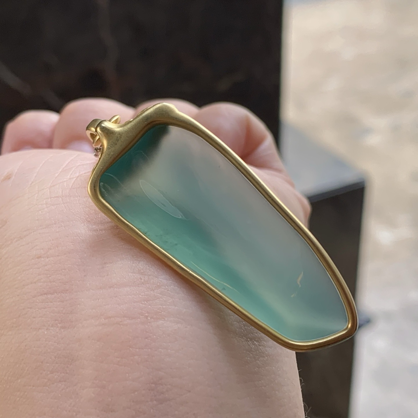 冰晴随形挂坠
种老 真金镶嵌