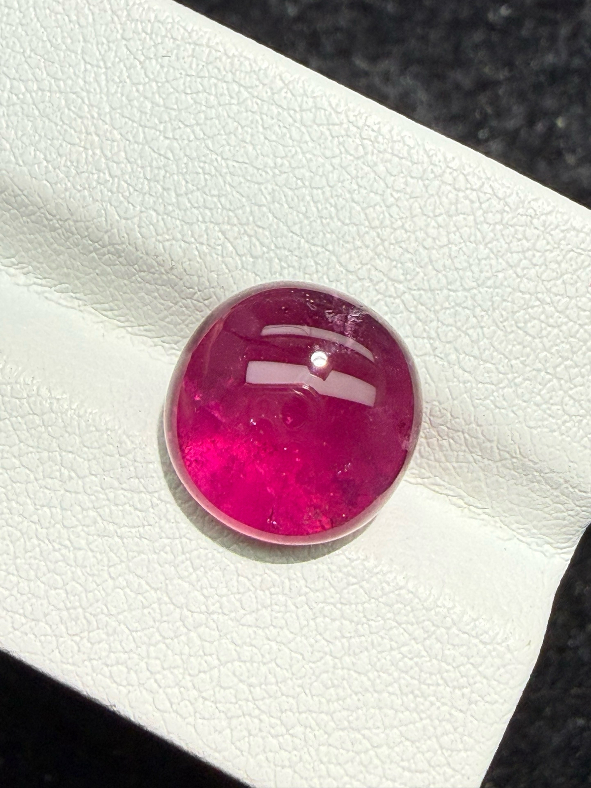 6.155ct天然卢比来碧玺裸石，尺寸11.8*11.5*5.2 毫米，晶体微棉，颜色美艳