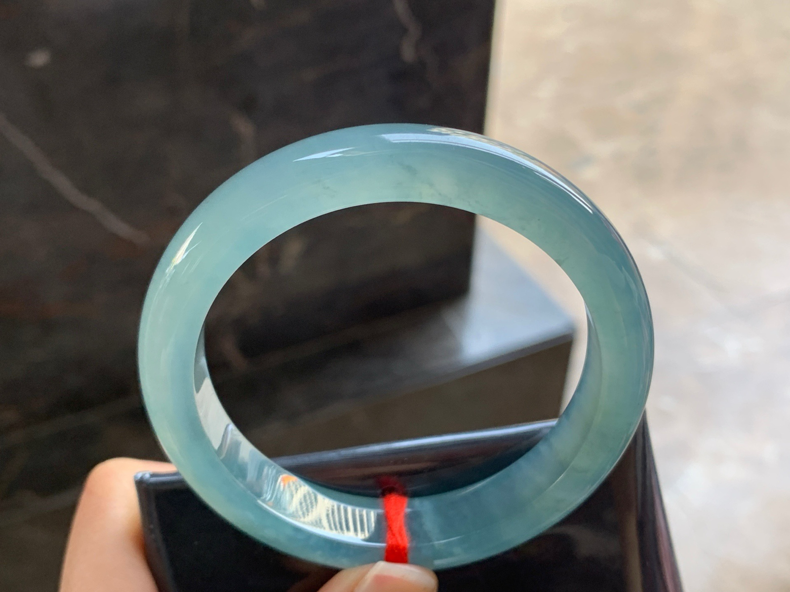 56-11.7-8.4

冰蓝手镯^_^冰透 起光