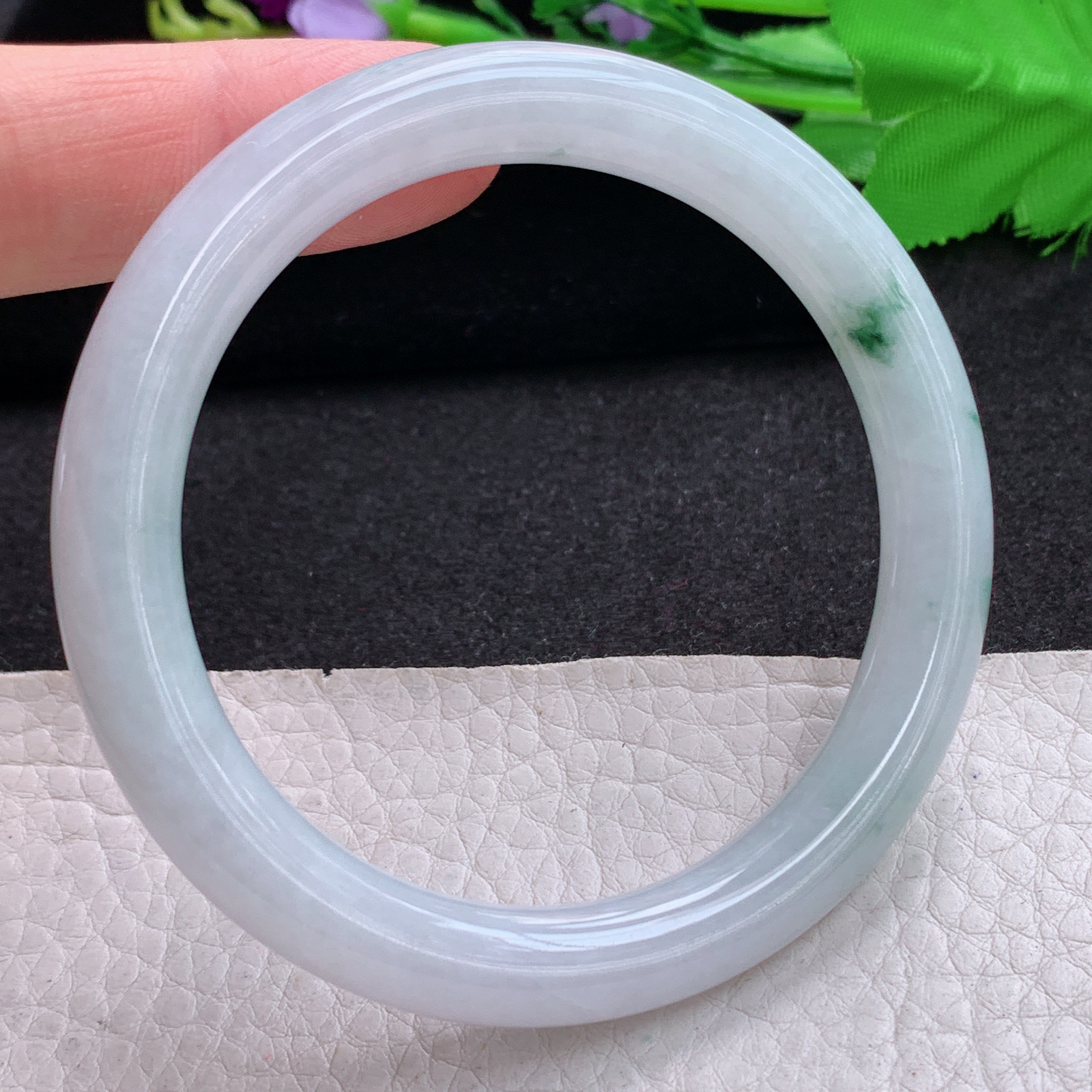 z实拍55*8.6*8.5美人镯 天然缅甸翡翠A货玉手镯飘花圆条玉手环