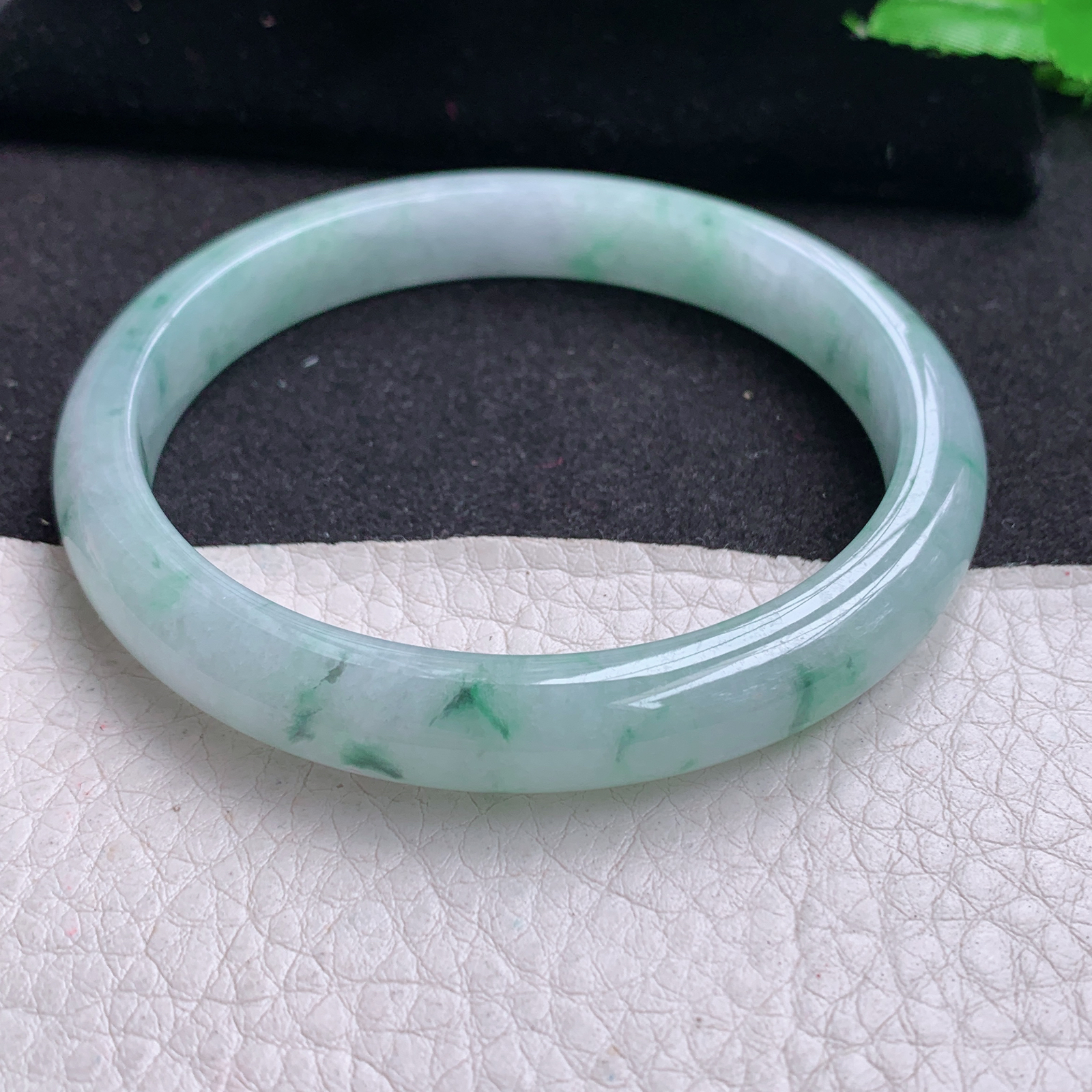 ee大圈口60*9.6*7平安镯 天然缅甸翡翠A货玉手镯细宽胶感飘花玉手环