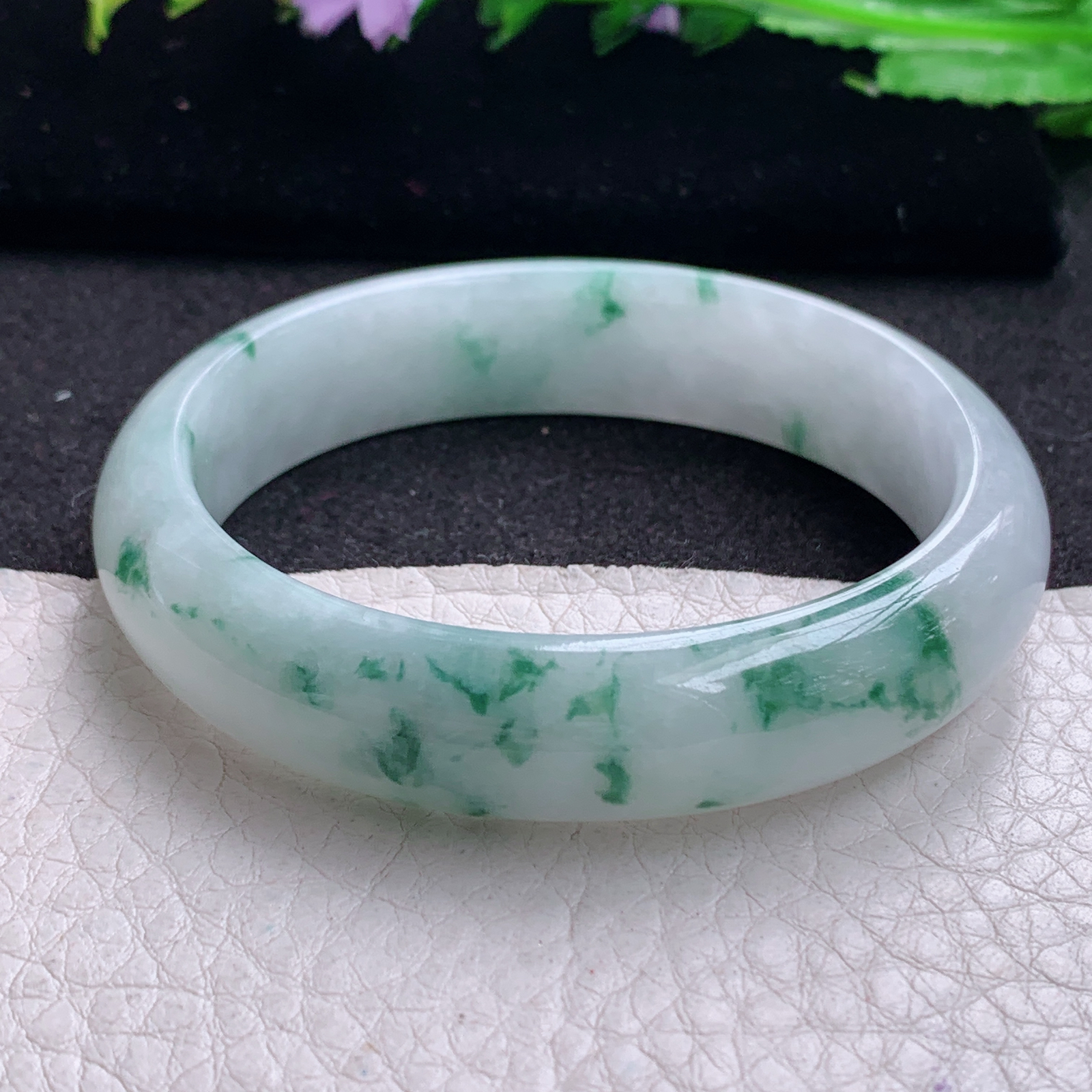 yw小圈口53.5*47.2*13.6*7贵妃镯 天然缅甸翡翠A货玉手镯胶感飘花蛋形玉手环