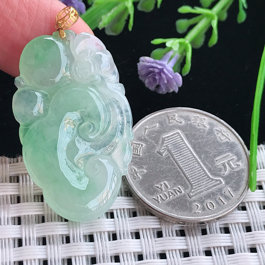实拍A货翡翠34/20/5老坑18k金镶嵌冰晴绿如意吊坠翡翠挂件