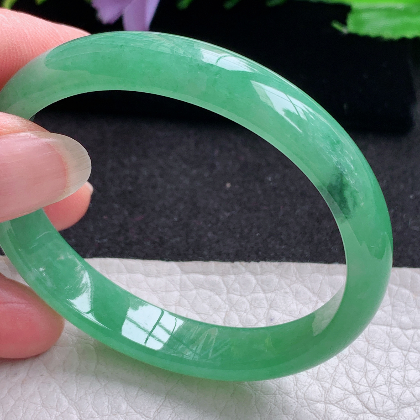 ss小圈口53*47*10.8*5.8贵妃镯 天然缅甸翡翠A货玉手镯冰绿蛋形宽边玉手环