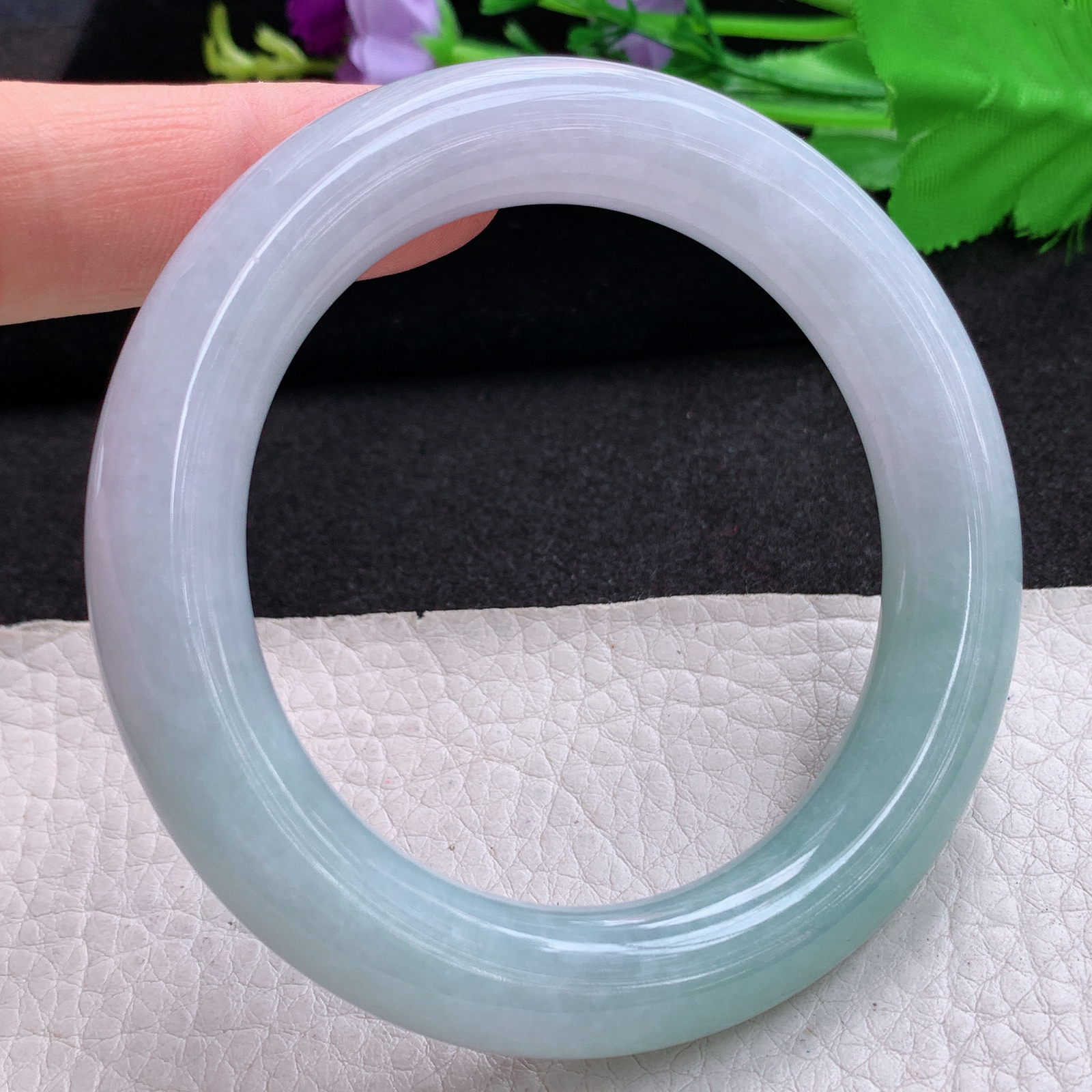 z实拍55*11.2招财镯 天然缅甸翡翠A货玉手镯半山水圆条玉手环