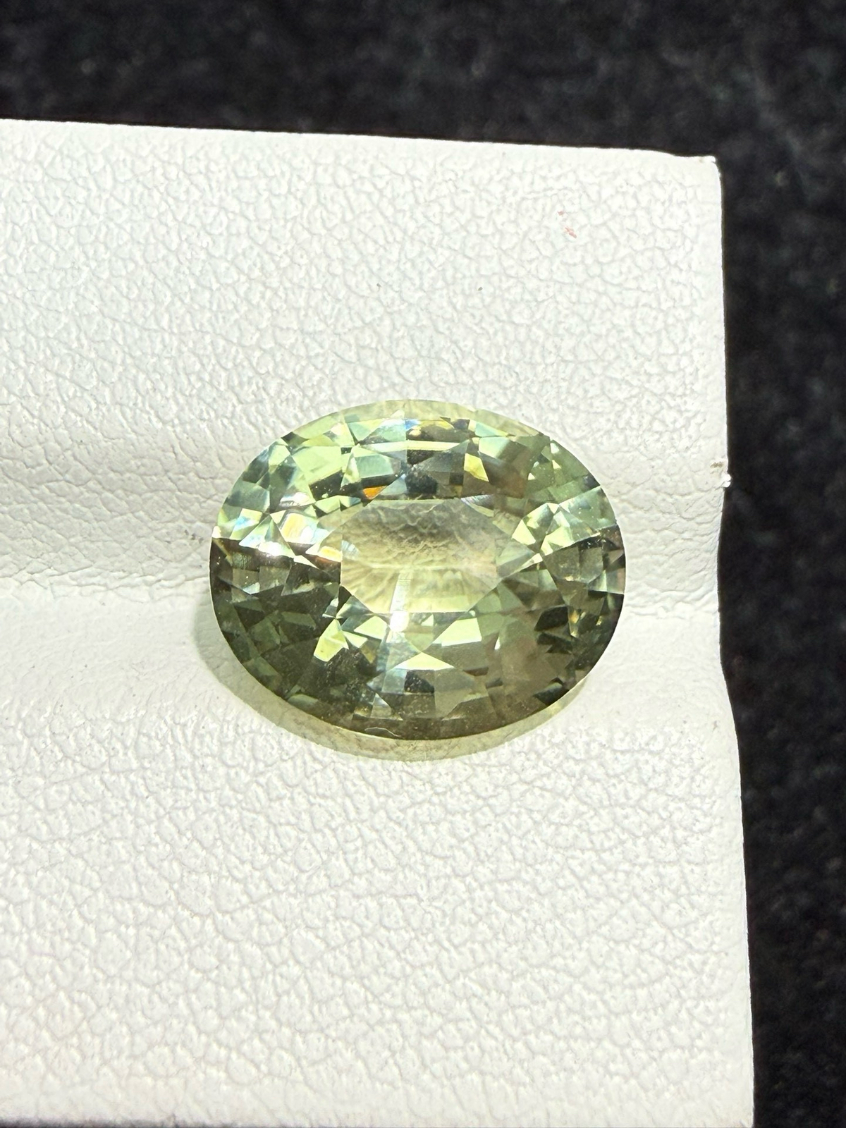 5.18ct天然碧玺裸石，尺寸12.5*10.1*6.7 毫米，晶体通透，颜色美艳