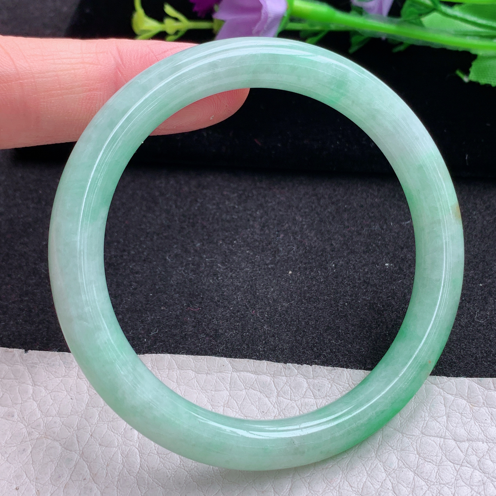 ay实拍54*7.7*8美人镯 天然缅甸翡翠A货玉手镯飘阳绿圆你条玉手环