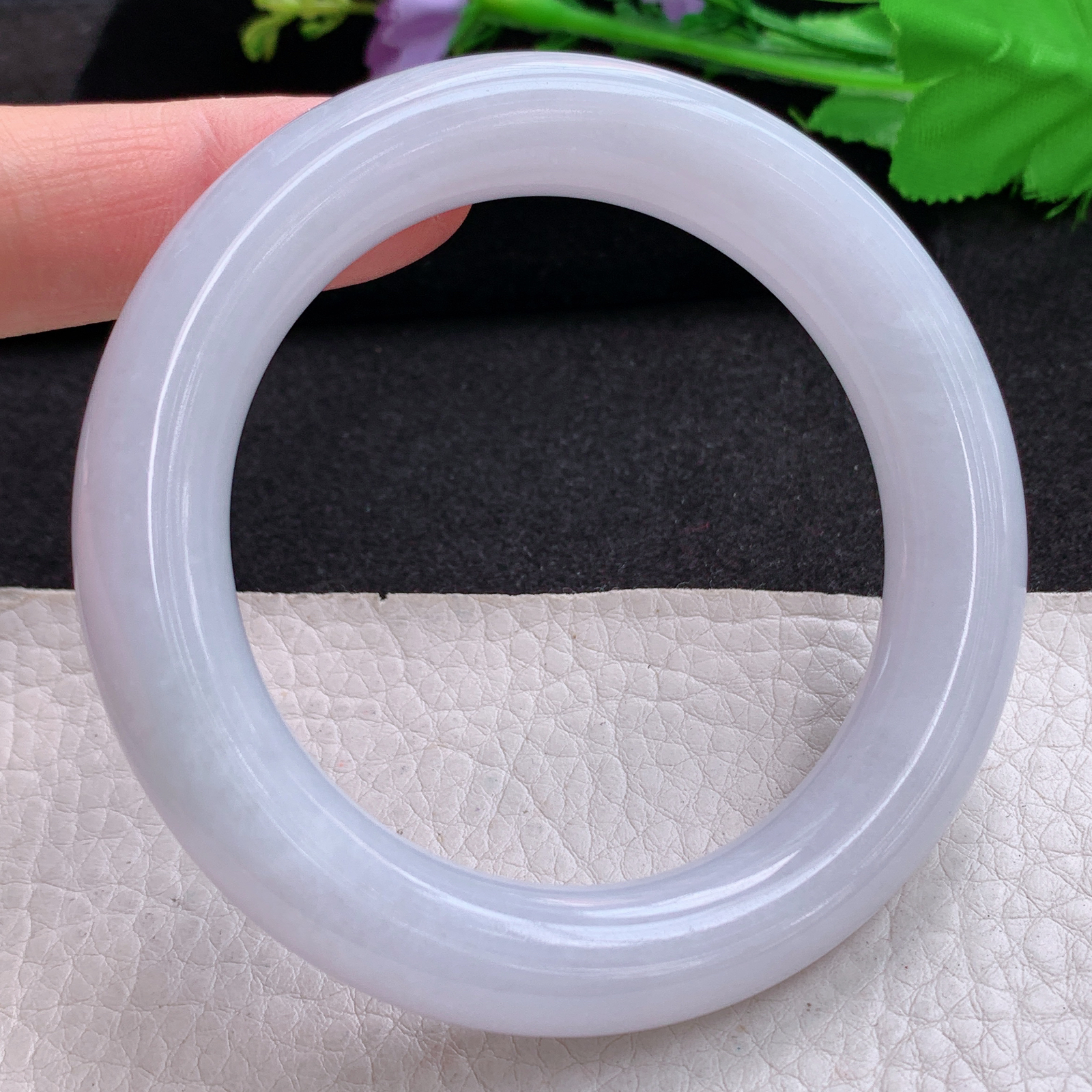 z实拍55*11.8*11.2美人镯 天然缅甸翡翠A货玉手镯淡紫底圆条玉手环