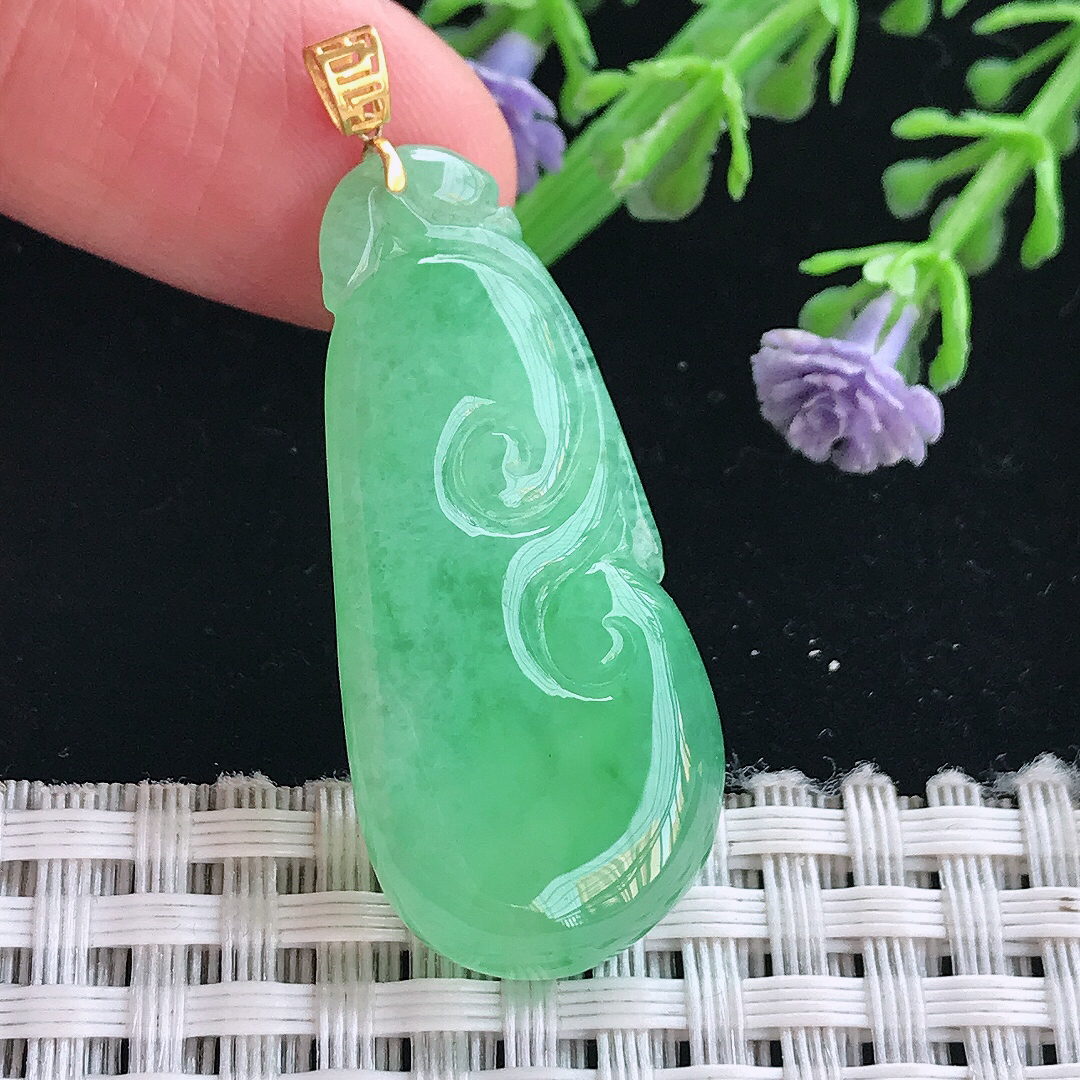 实拍A货翡翠37.6/17.5/5.6老坑18k金镶嵌满绿如意吊坠翡翠挂件