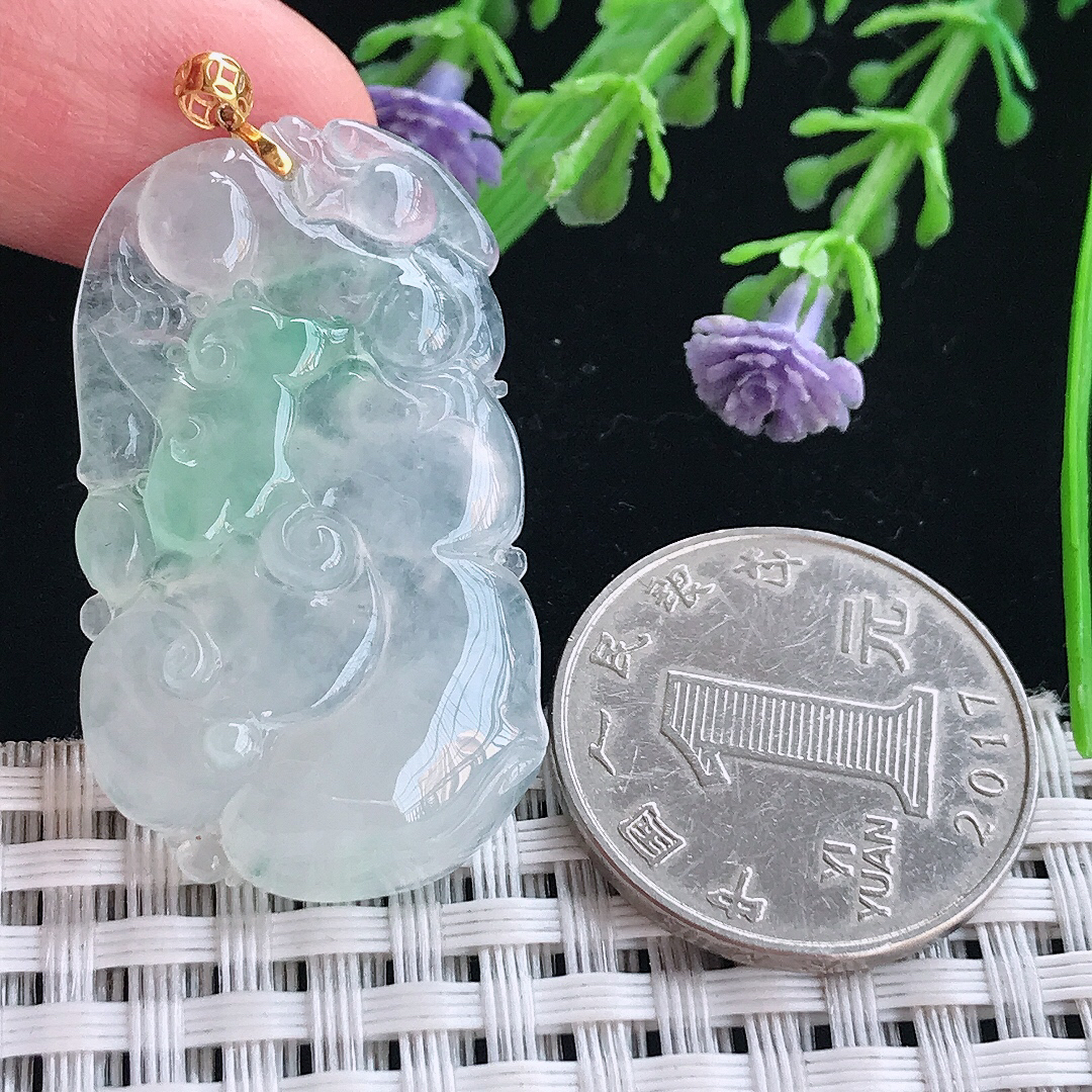 实拍A货翡翠38.3/22.2/5.6老坑18k金镶嵌冰种飘绿如意吊坠翡翠挂件