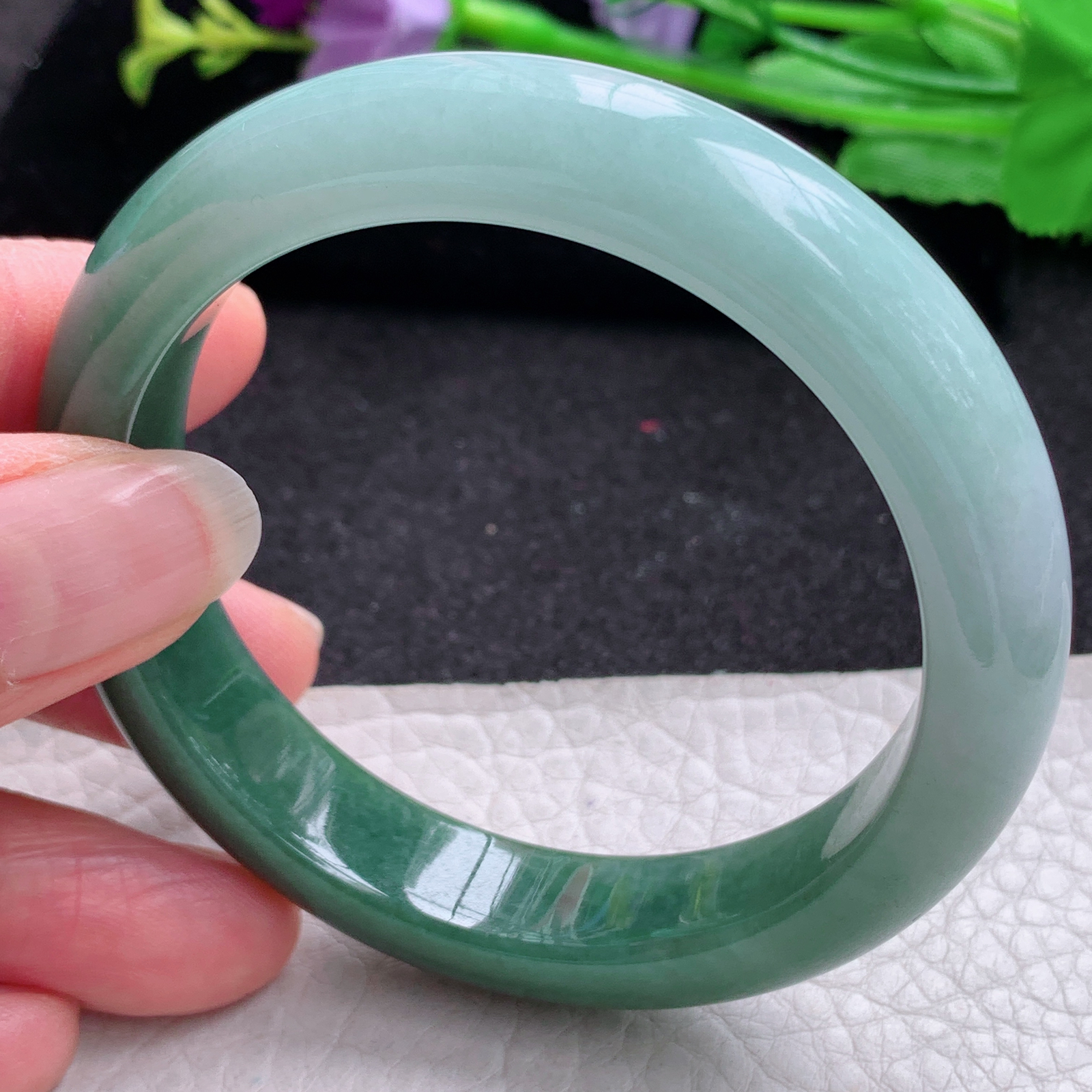 js实拍54*12*8.3招财镯 天然缅甸翡翠A货玉手镯胶感半山半水宽边玉手环