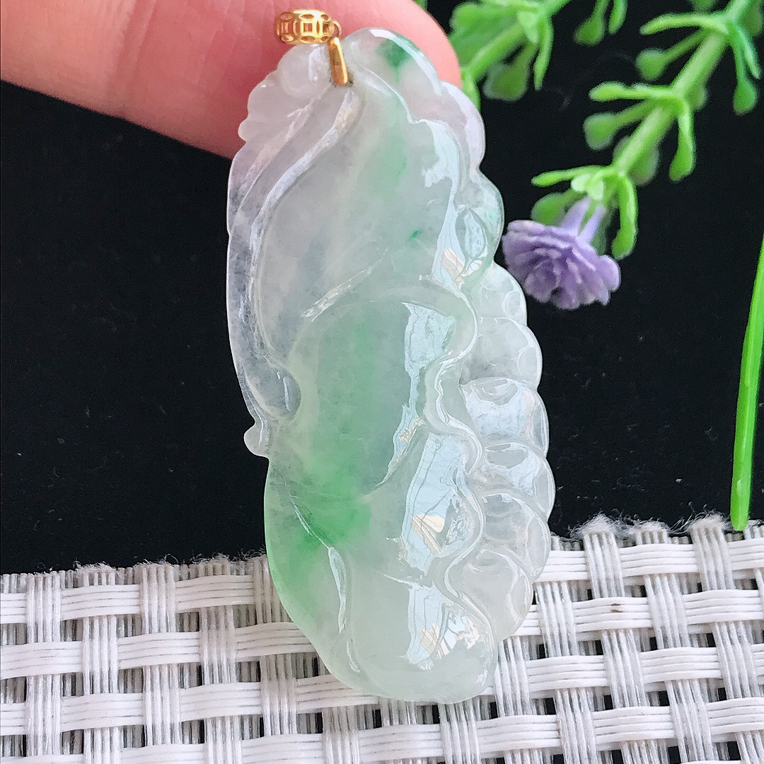 实拍A货翡翠48.8/22/5.5老坑18k金镶嵌冰胶飘绿和和美美荷叶吊坠翡翠挂件