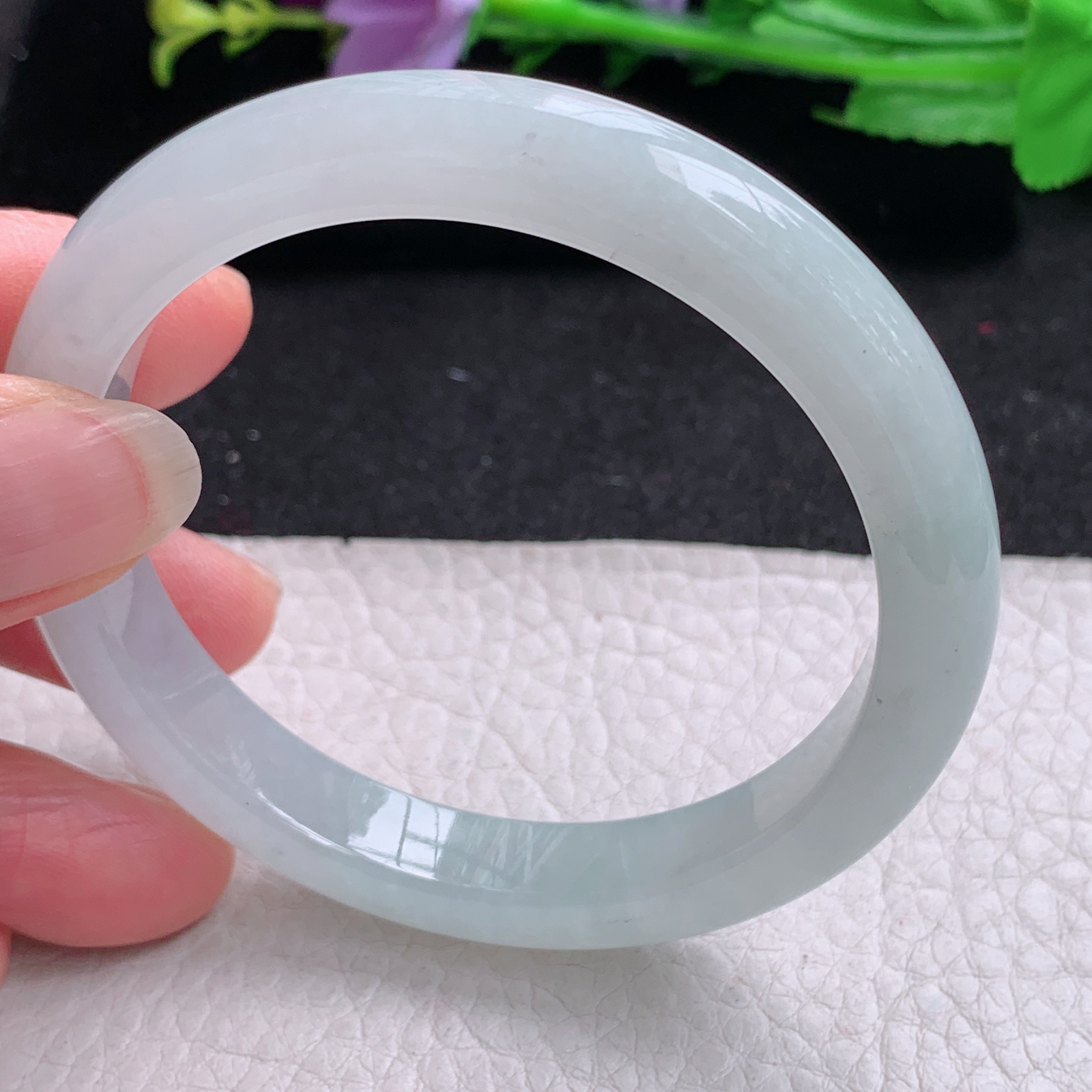 n清爽年轻款55.5*9.8*7平安镯 天然缅甸翡翠A货冰胶起光宽边玉手环