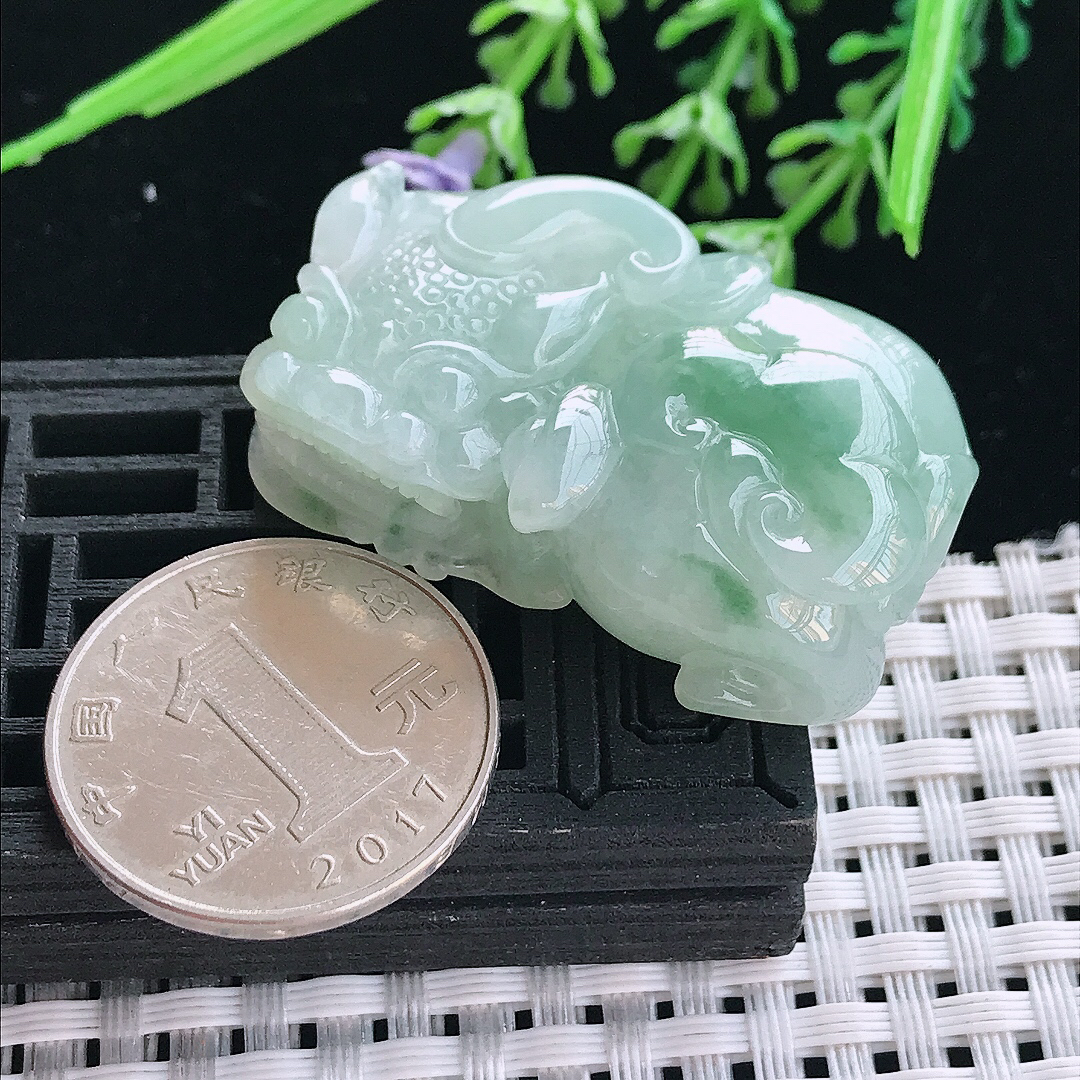 实拍A货翡翠41.8/25/13老坑冰润水灵飘花霸王貔貅吊坠翡翠挂件