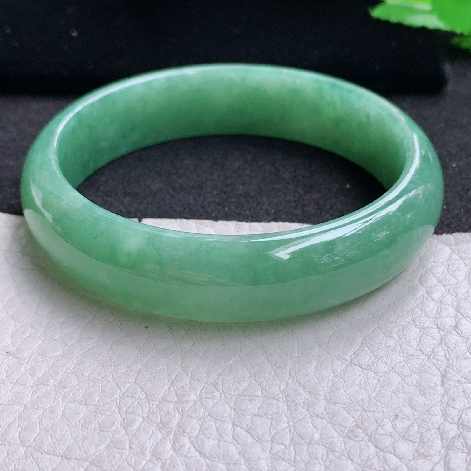 hh实拍57.5*14.5*6.5平安镯 天然缅甸翡翠A货玉手镯胶感满绿宽边玉手环